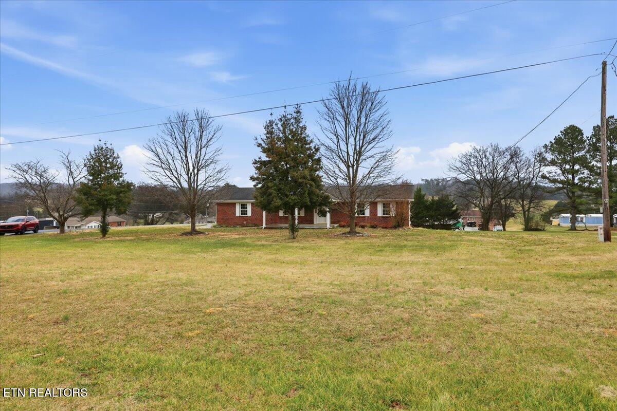 10050 Rutledge Pike Corryton TN 37721
