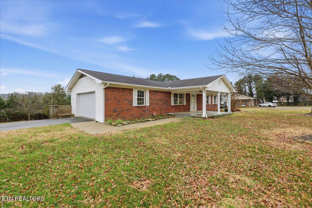 10050 Rutledge Pike Corryton TN 37721