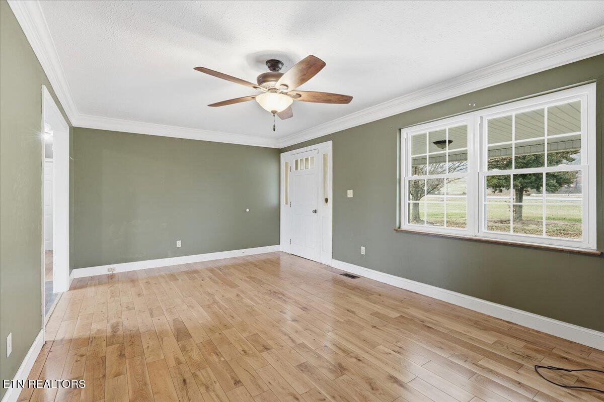 10050 Rutledge Pike Corryton TN 37721