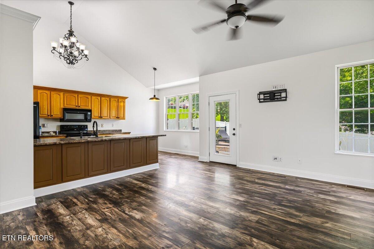 108 S Burress Lane Jacksboro TN 37757