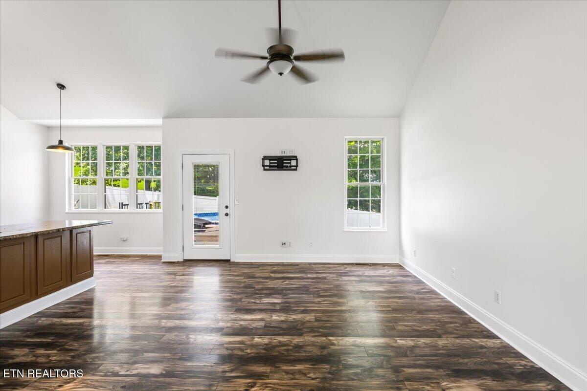 108 S Burress Lane Jacksboro TN 37757