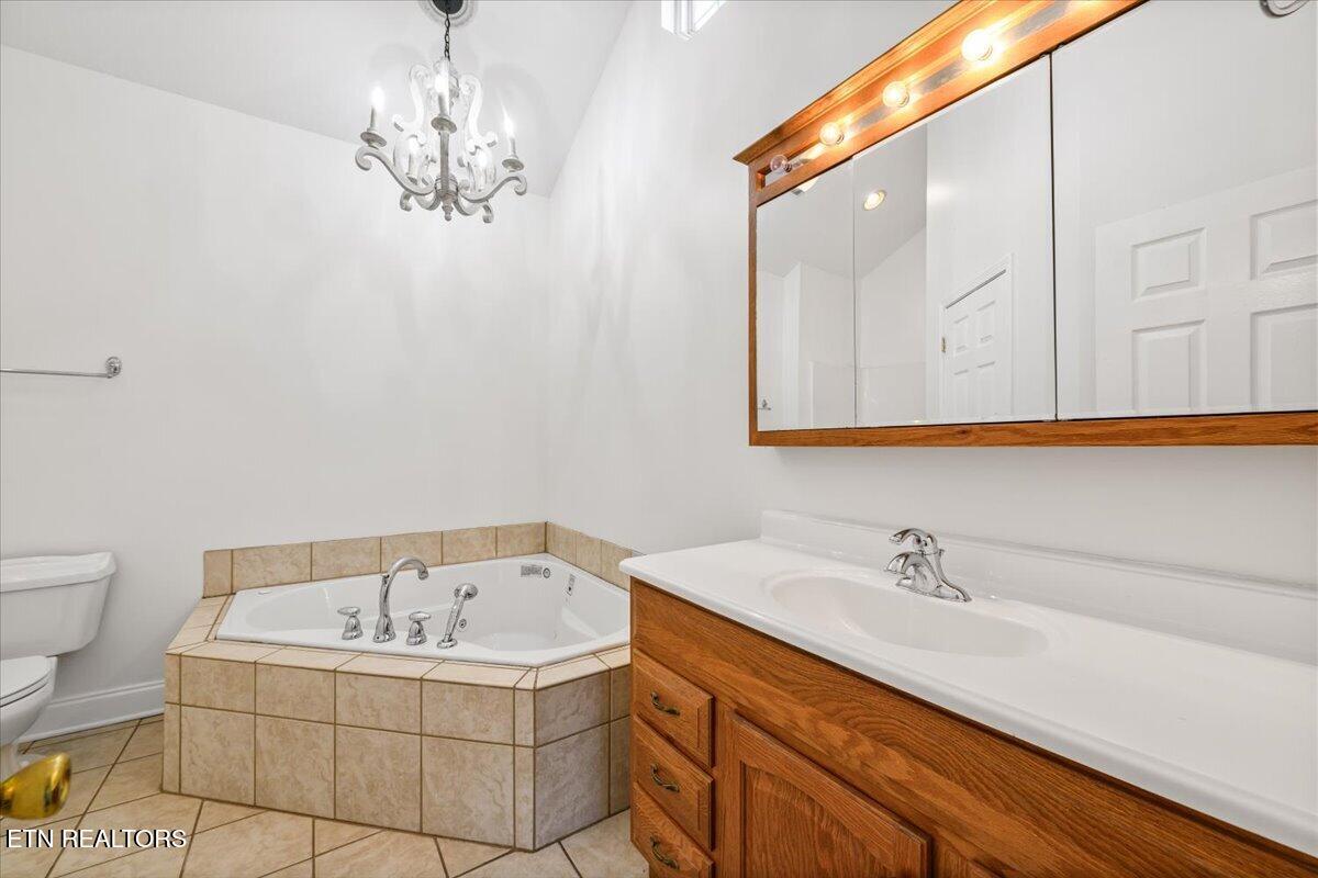 108 S Burress Lane Jacksboro TN 37757