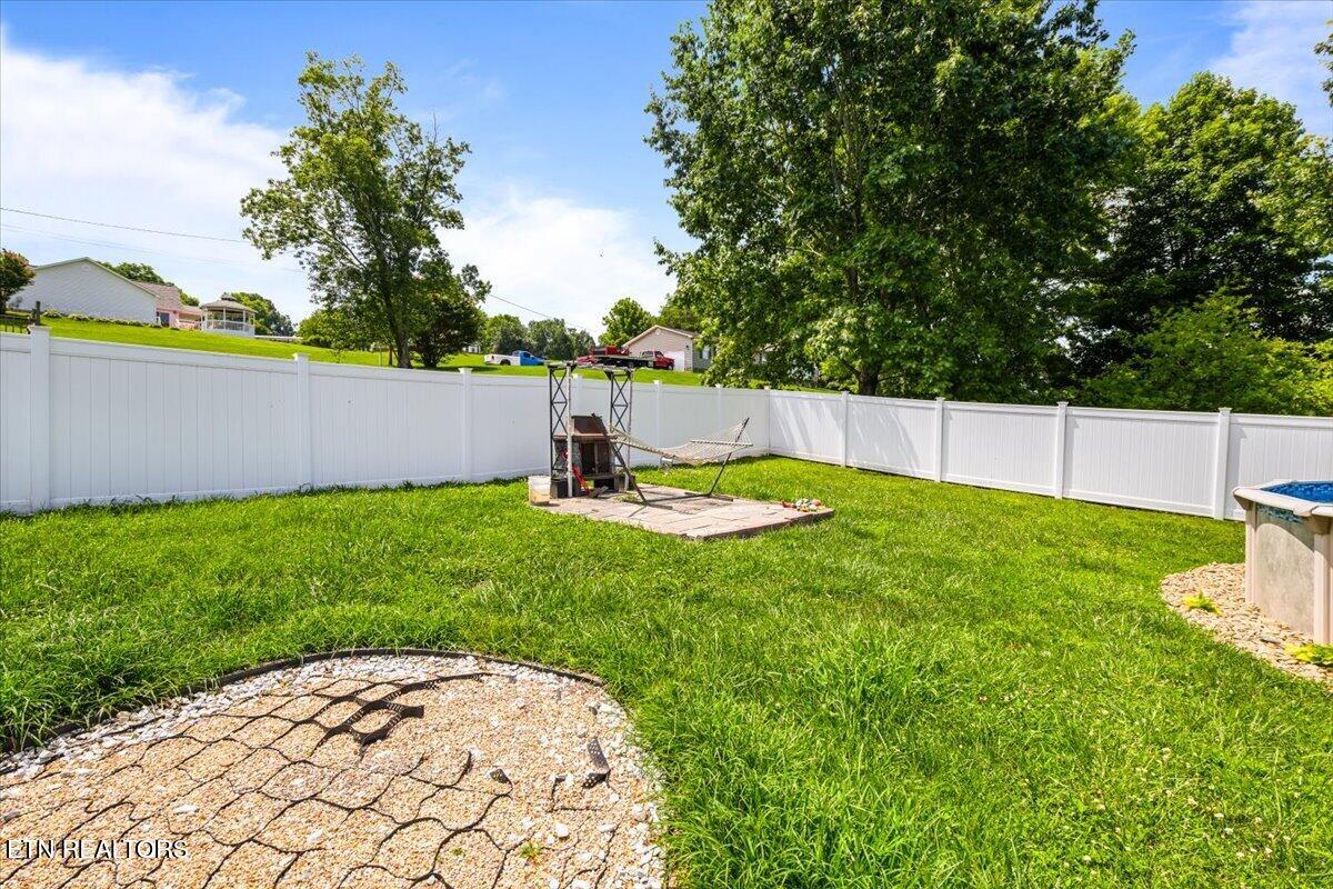108 S Burress Lane Jacksboro TN 37757