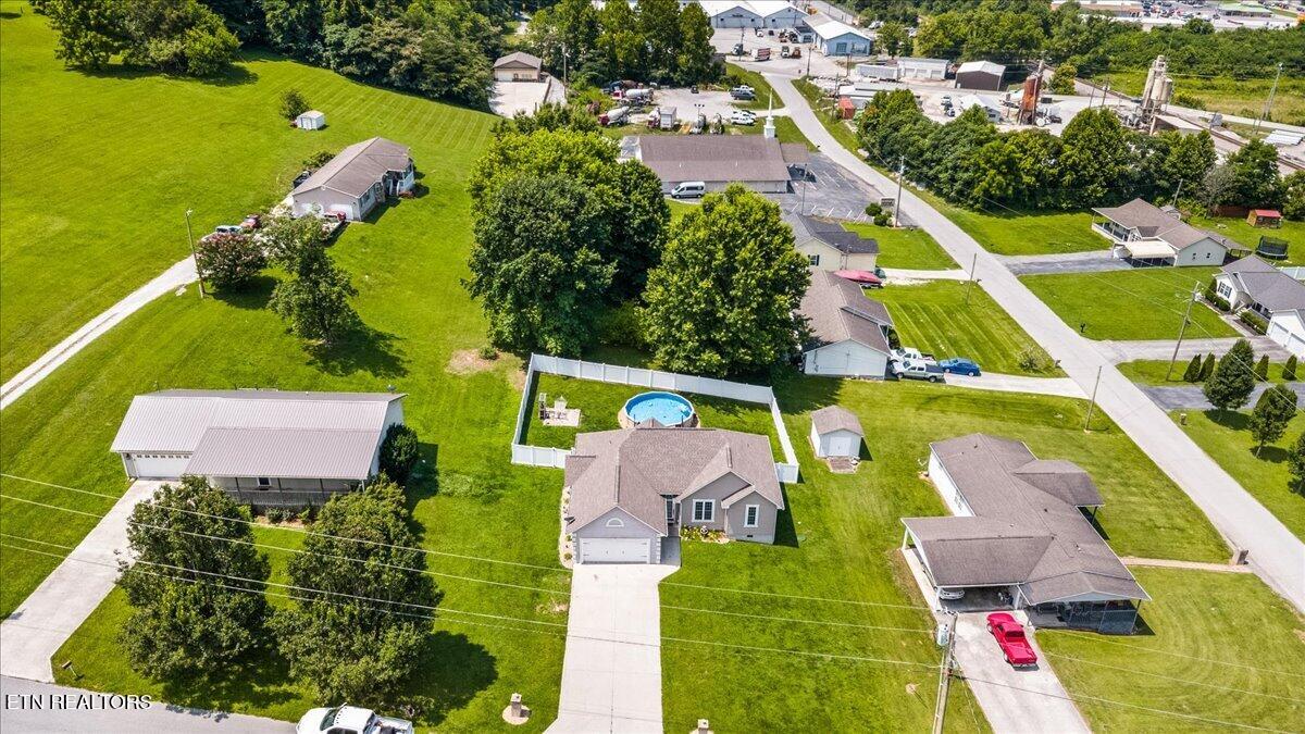 108 S Burress Lane Jacksboro TN 37757