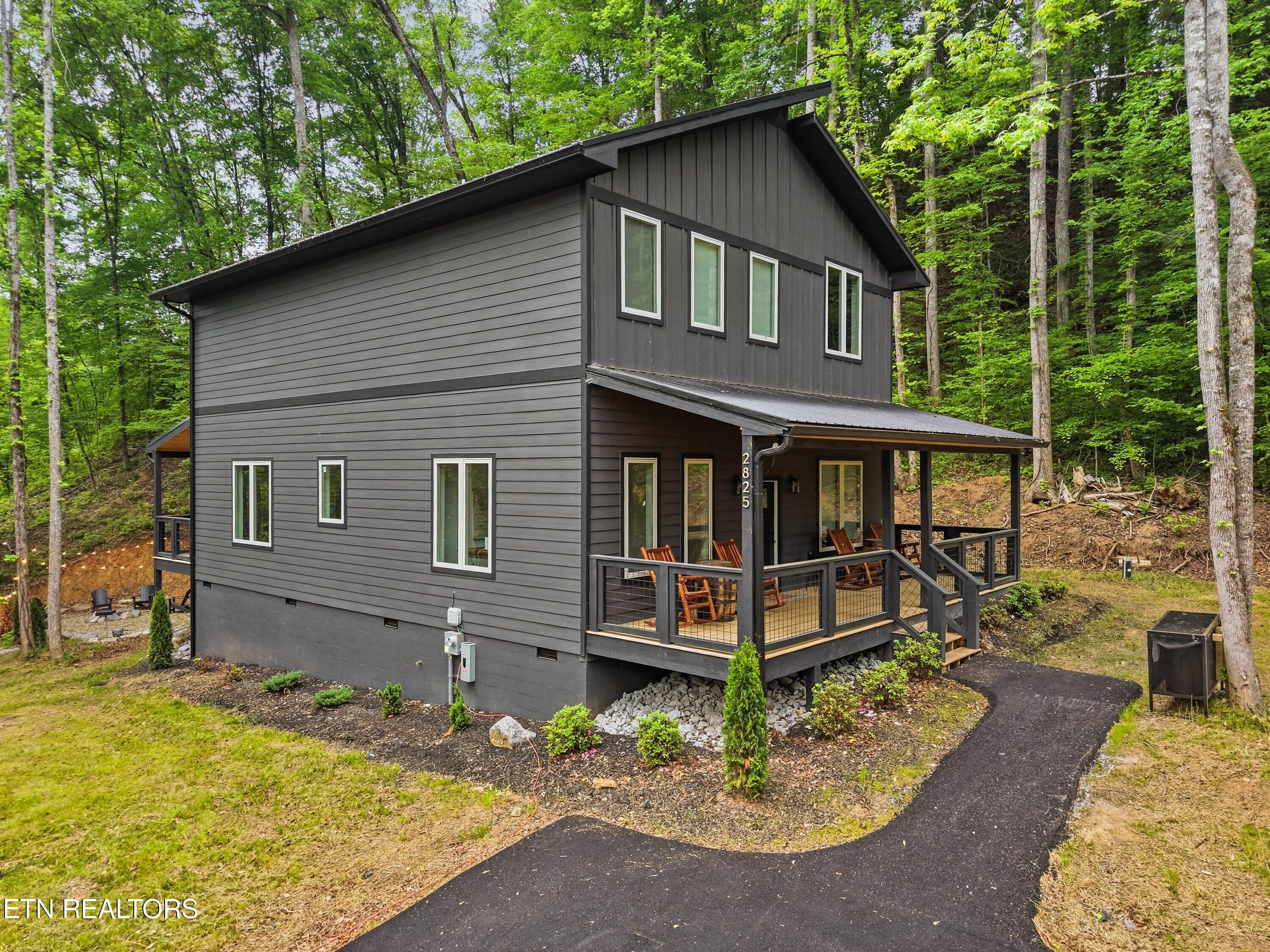 2825 Whisper Creek Lane Sevierville TN 37862