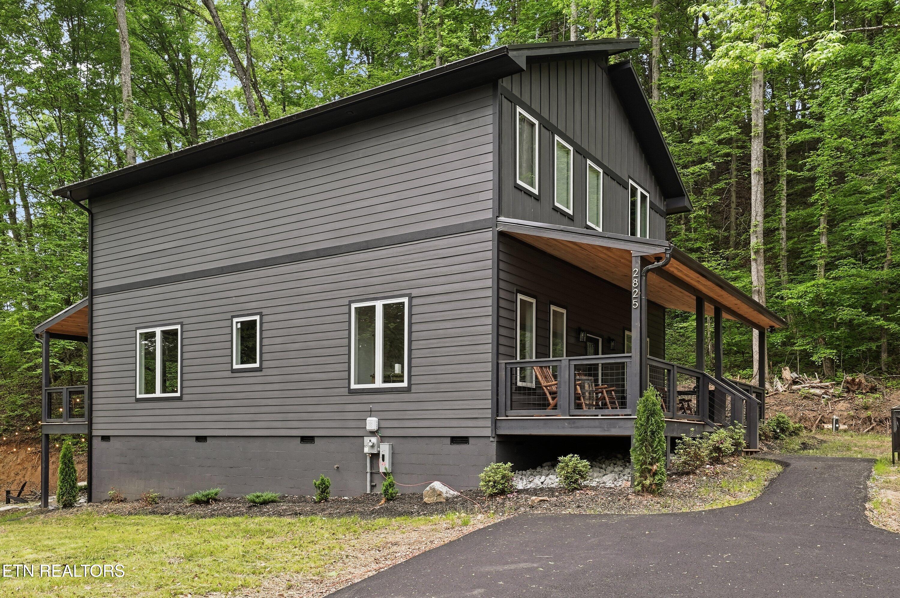 2825 Whisper Creek Lane Sevierville TN 37862