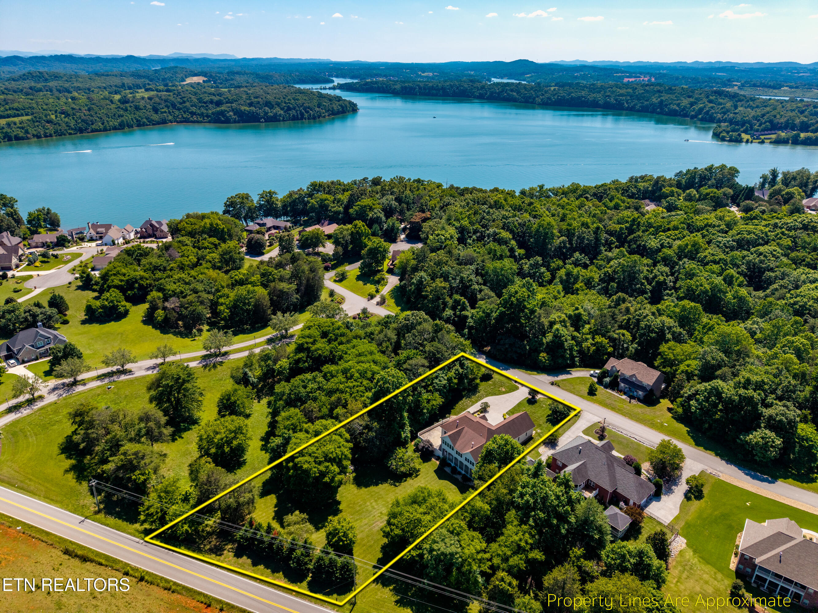 210 Indian Shadows Drive Maryville TN 37801