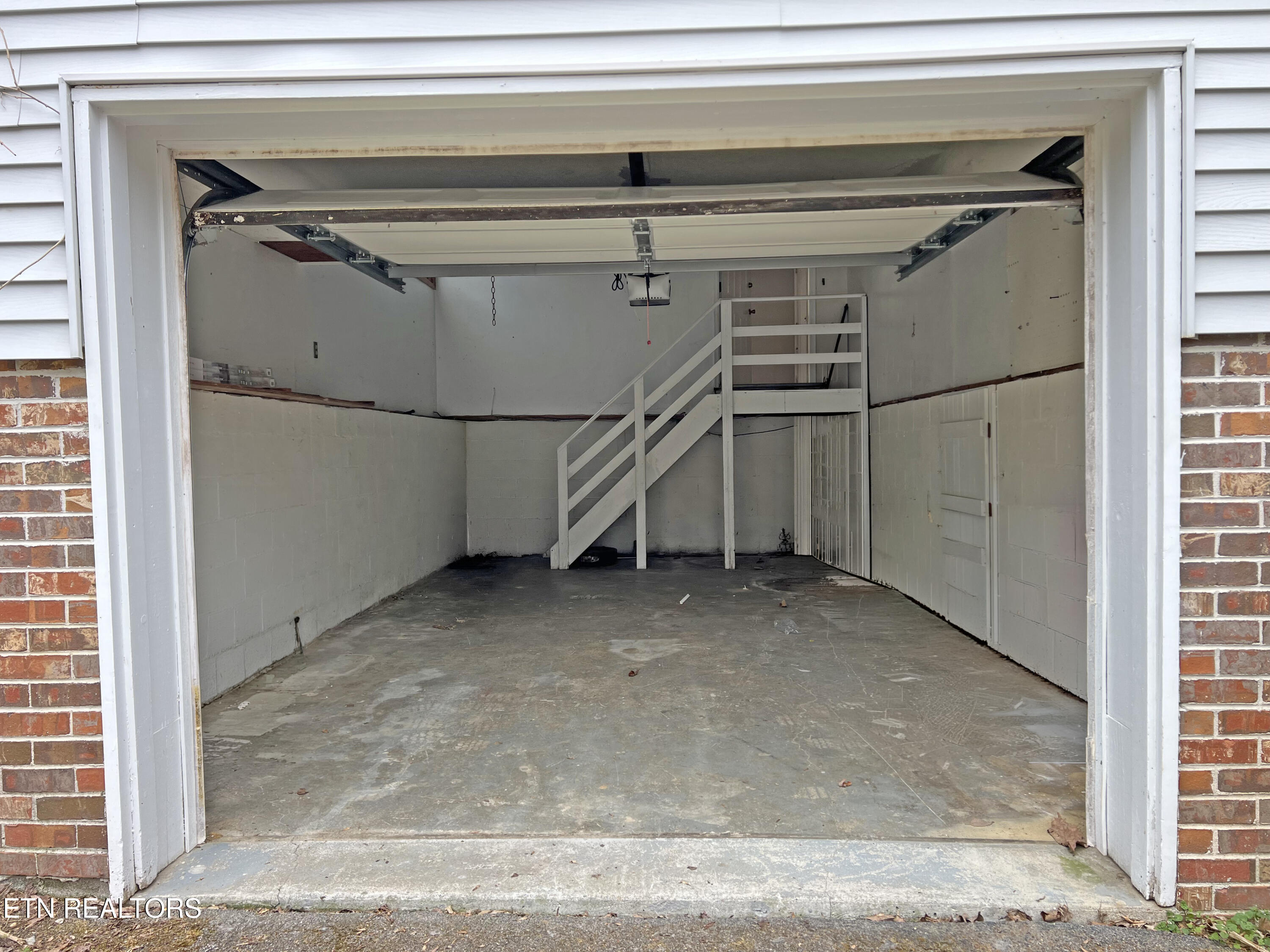 2041 NW Valley Hills Lane Cleveland TN 37311