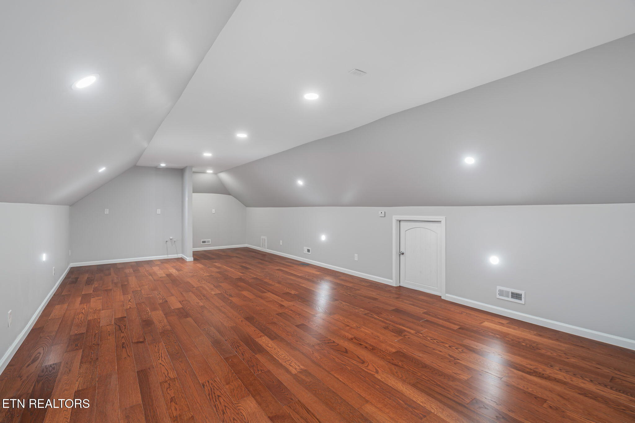 10019 Castleglen Lane Knoxville TN 37922