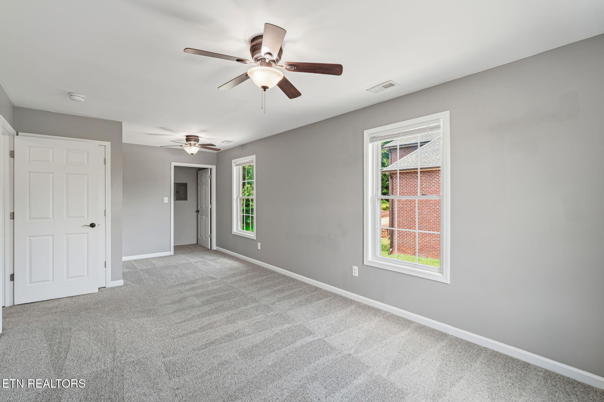 10019 Castleglen Lane Knoxville TN 37922