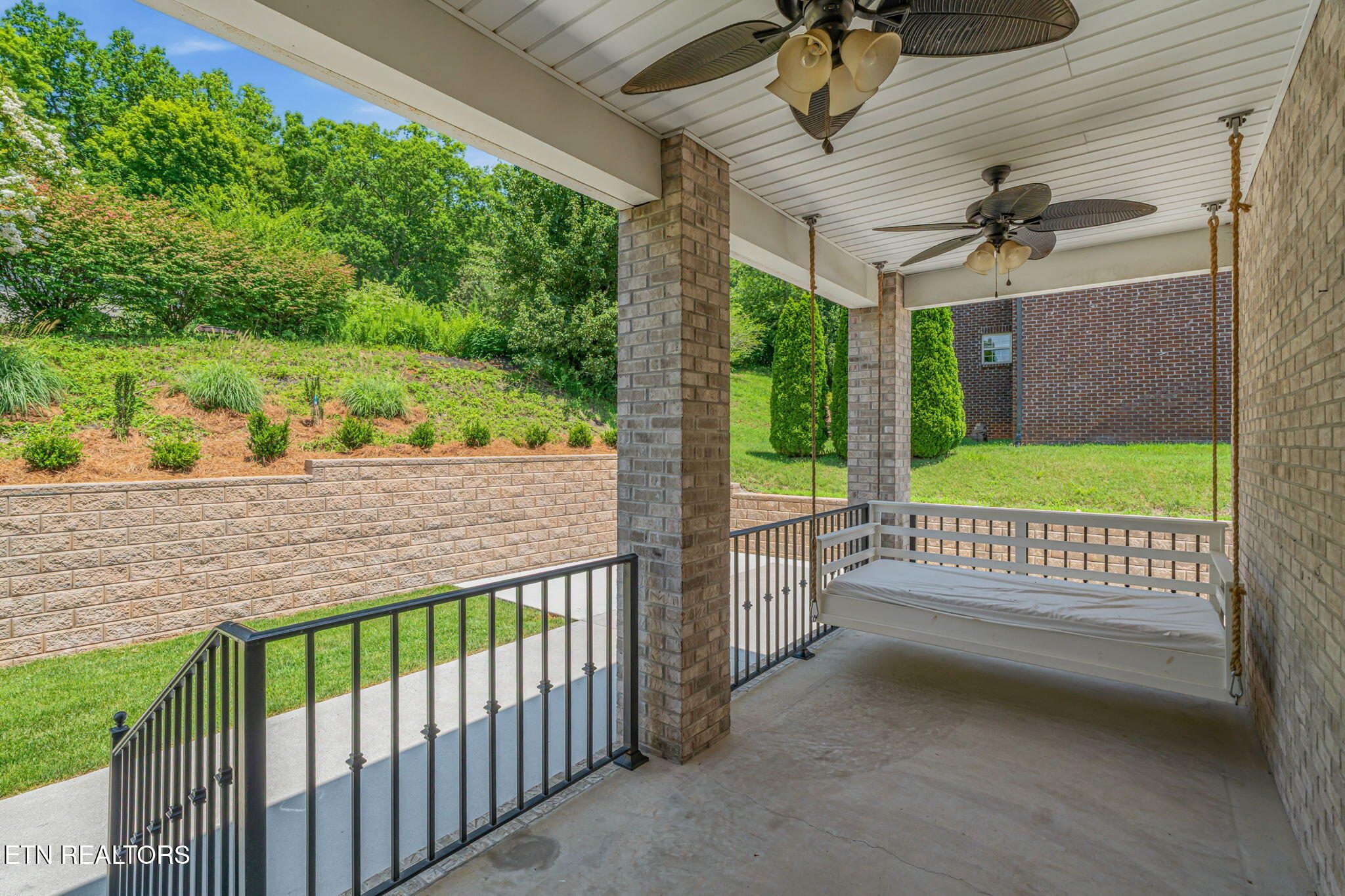 10019 Castleglen Lane Knoxville TN 37922