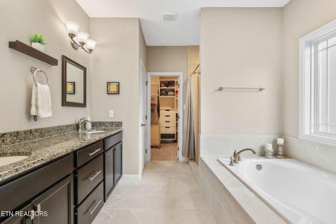 11322 Orvis Lane Knoxville TN 37932