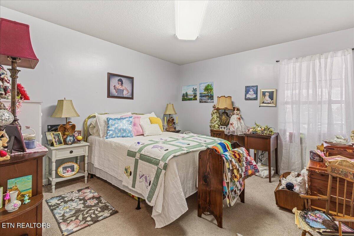 2039 E Highway 322 Sweetwater TN 37874