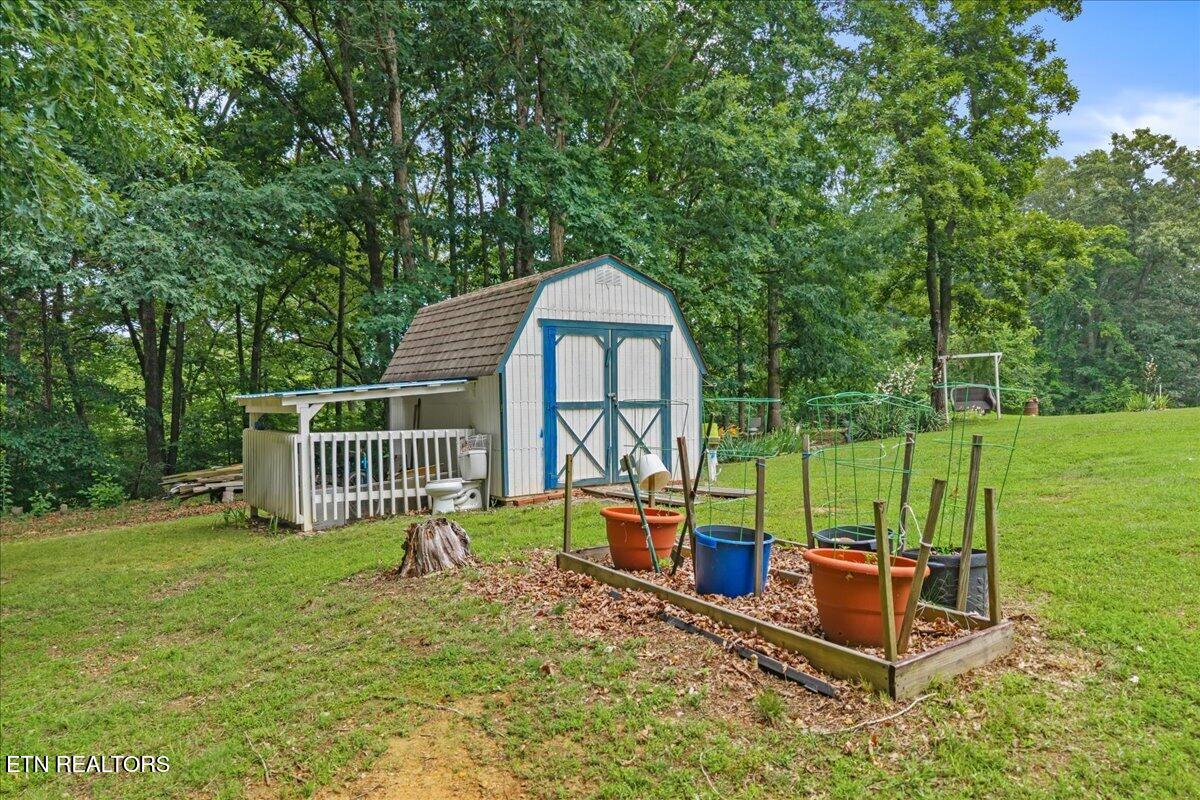 2039 E Highway 322 Sweetwater TN 37874