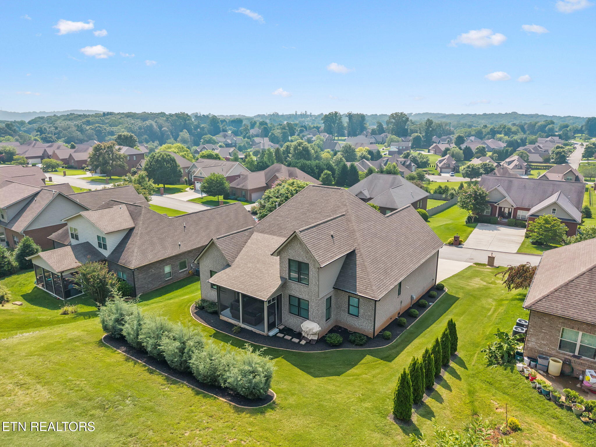 854 Kennesaw Lane Lenoir City TN 37771
