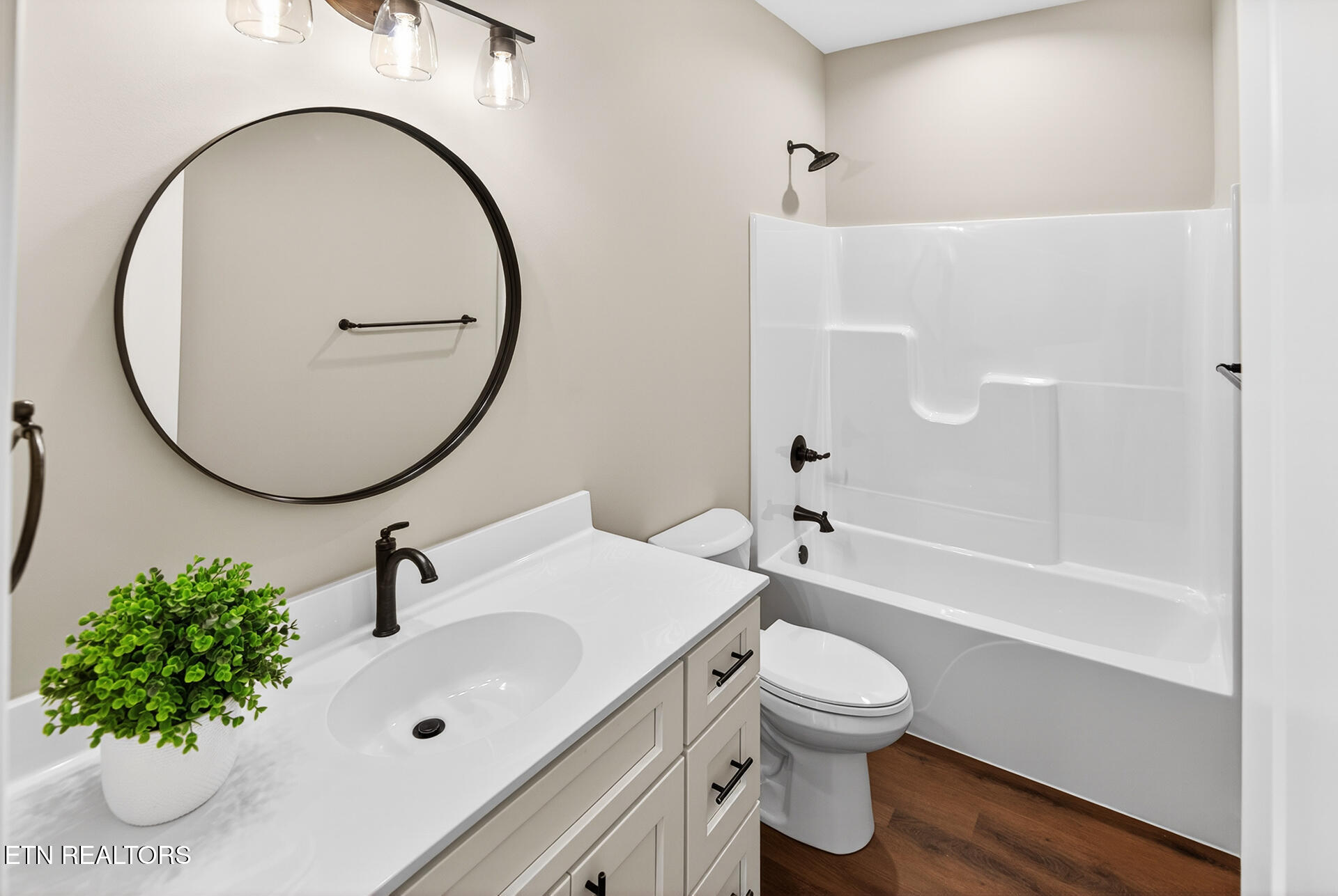 50 Emperor Lane Greeneville TN 37743