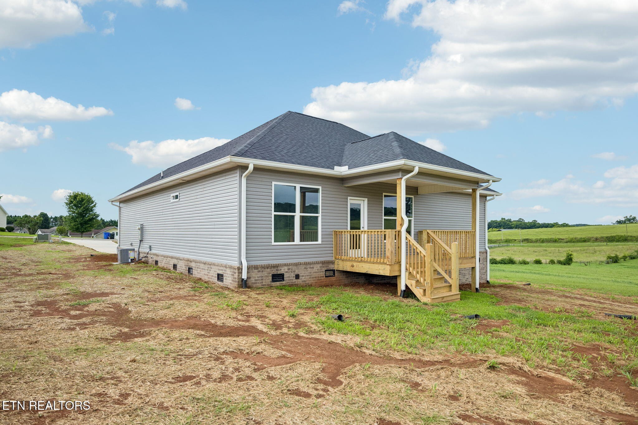 304 Moores Way Madisonville TN 37354