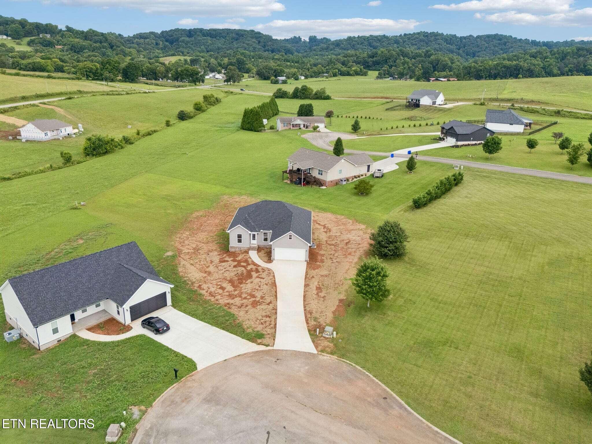 304 Moores Way Madisonville TN 37354
