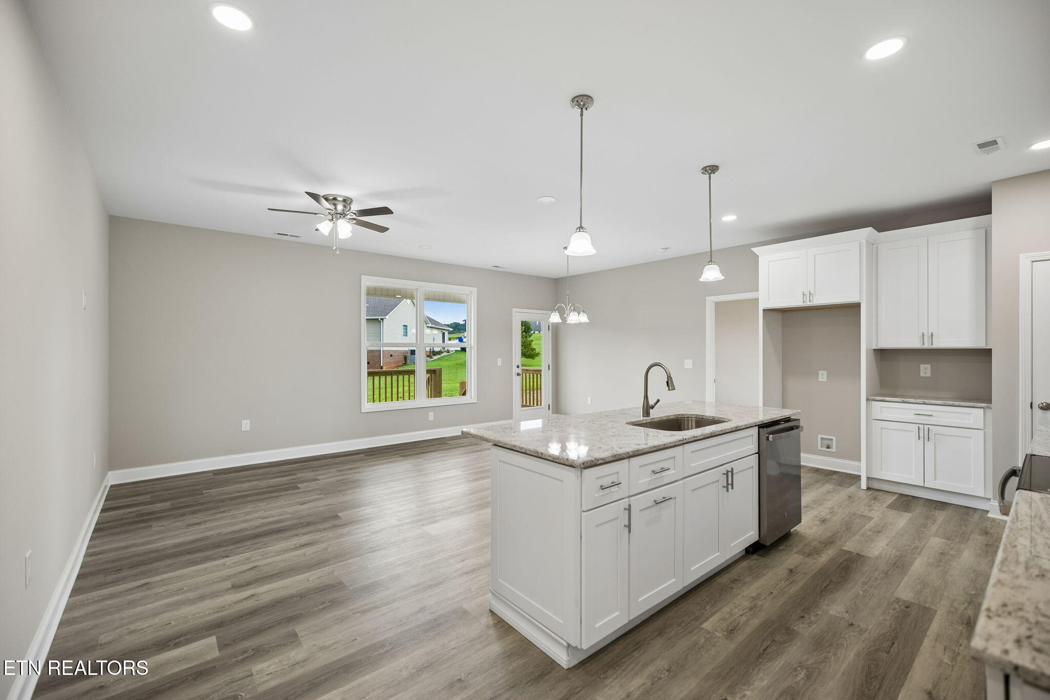 304 Moores Way Madisonville TN 37354