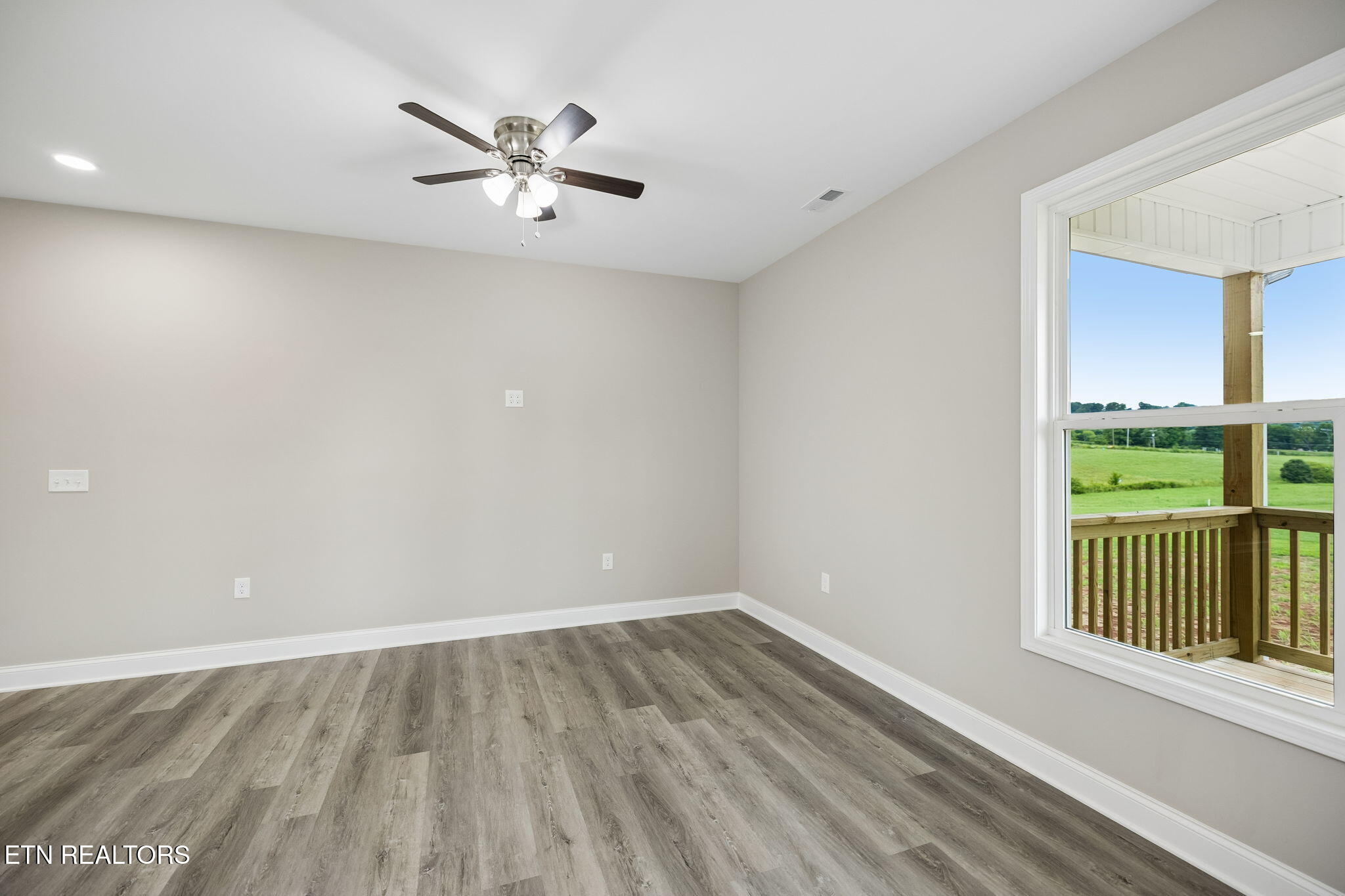 304 Moores Way Madisonville TN 37354