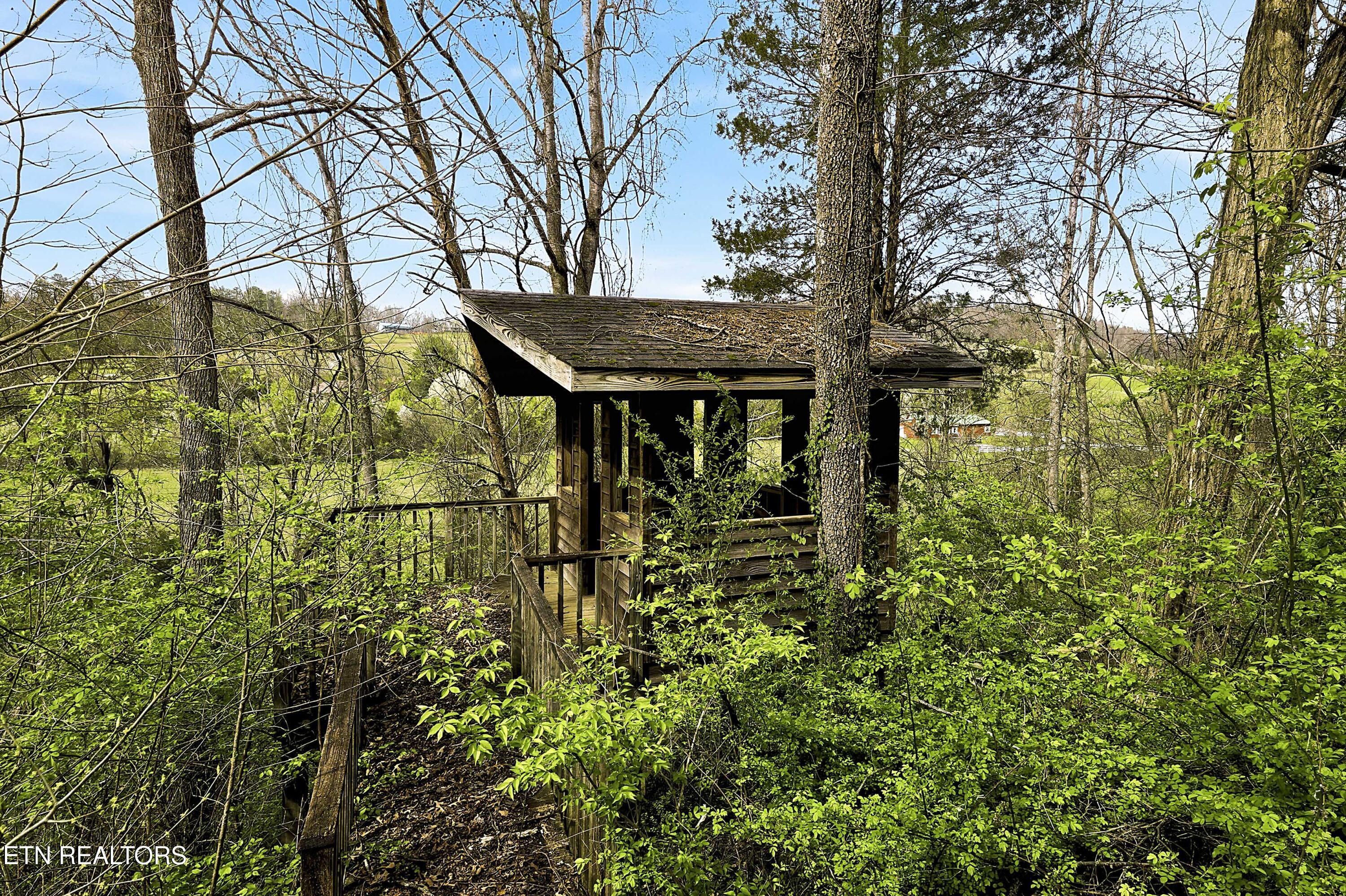 2740 Mccammon Road Rockford TN 37853