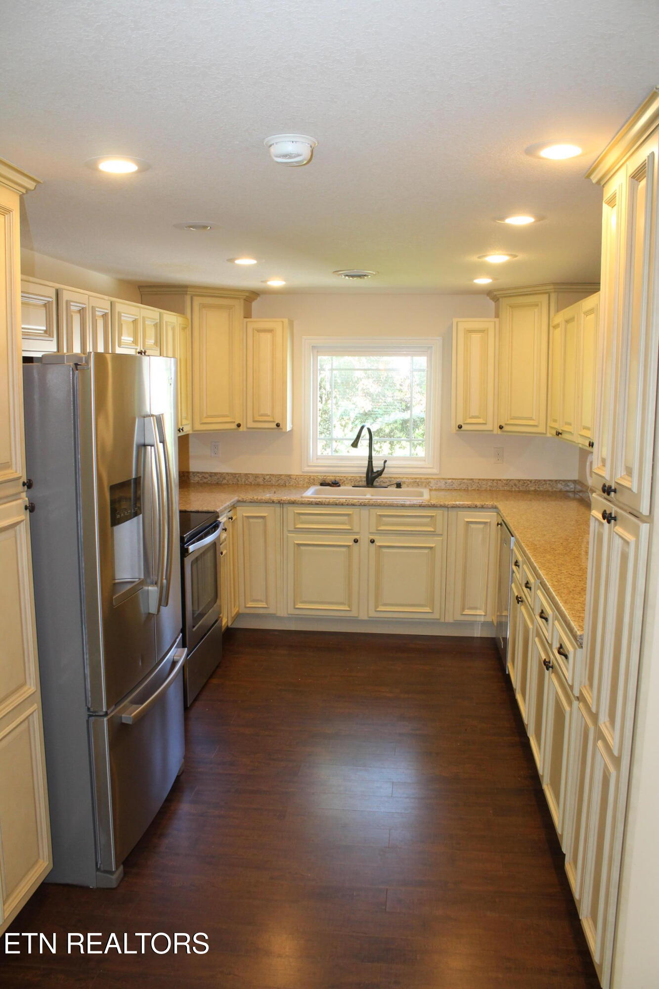 4720 S York Highway Jamestown TN 38556