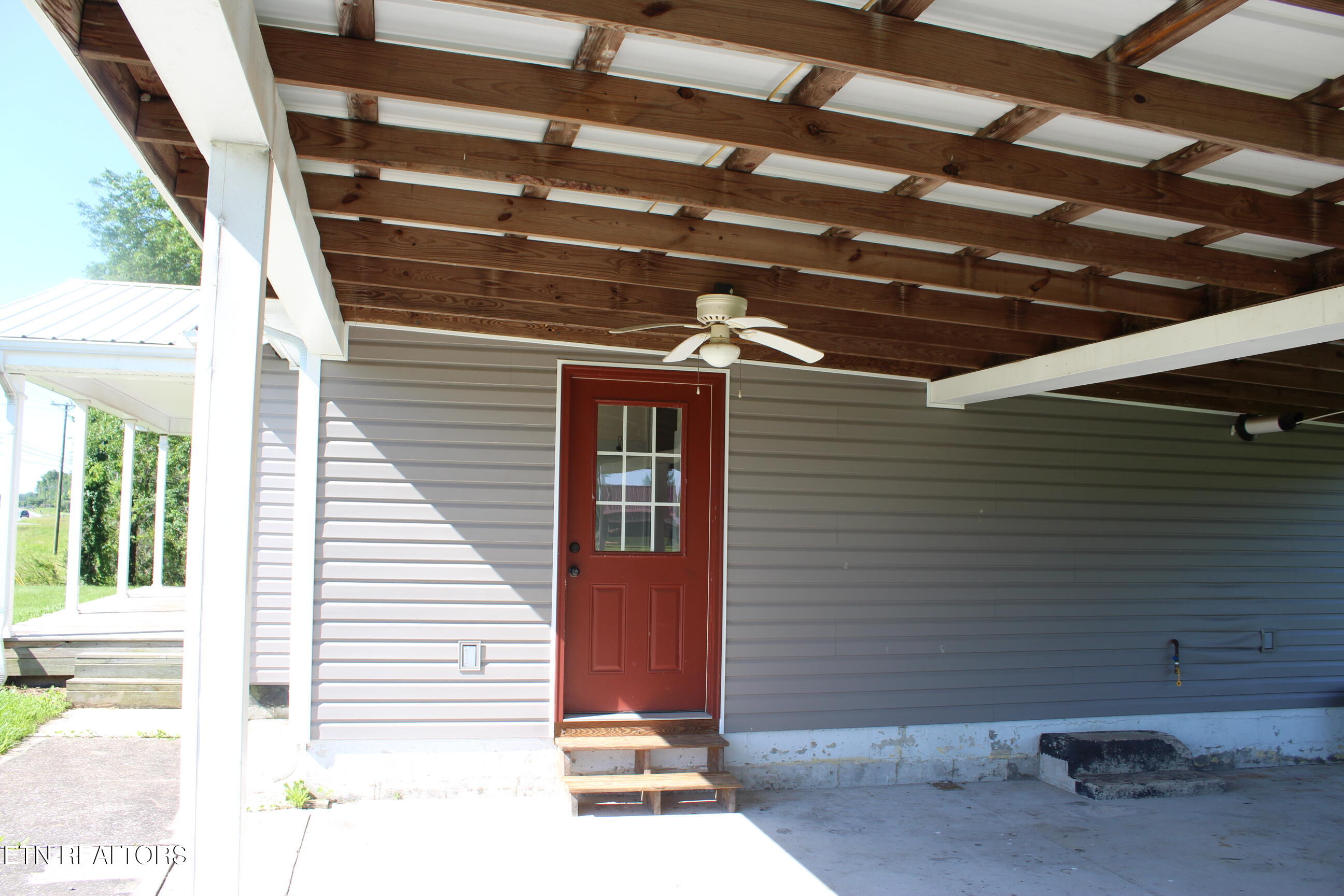 4720 S York Highway Jamestown TN 38556