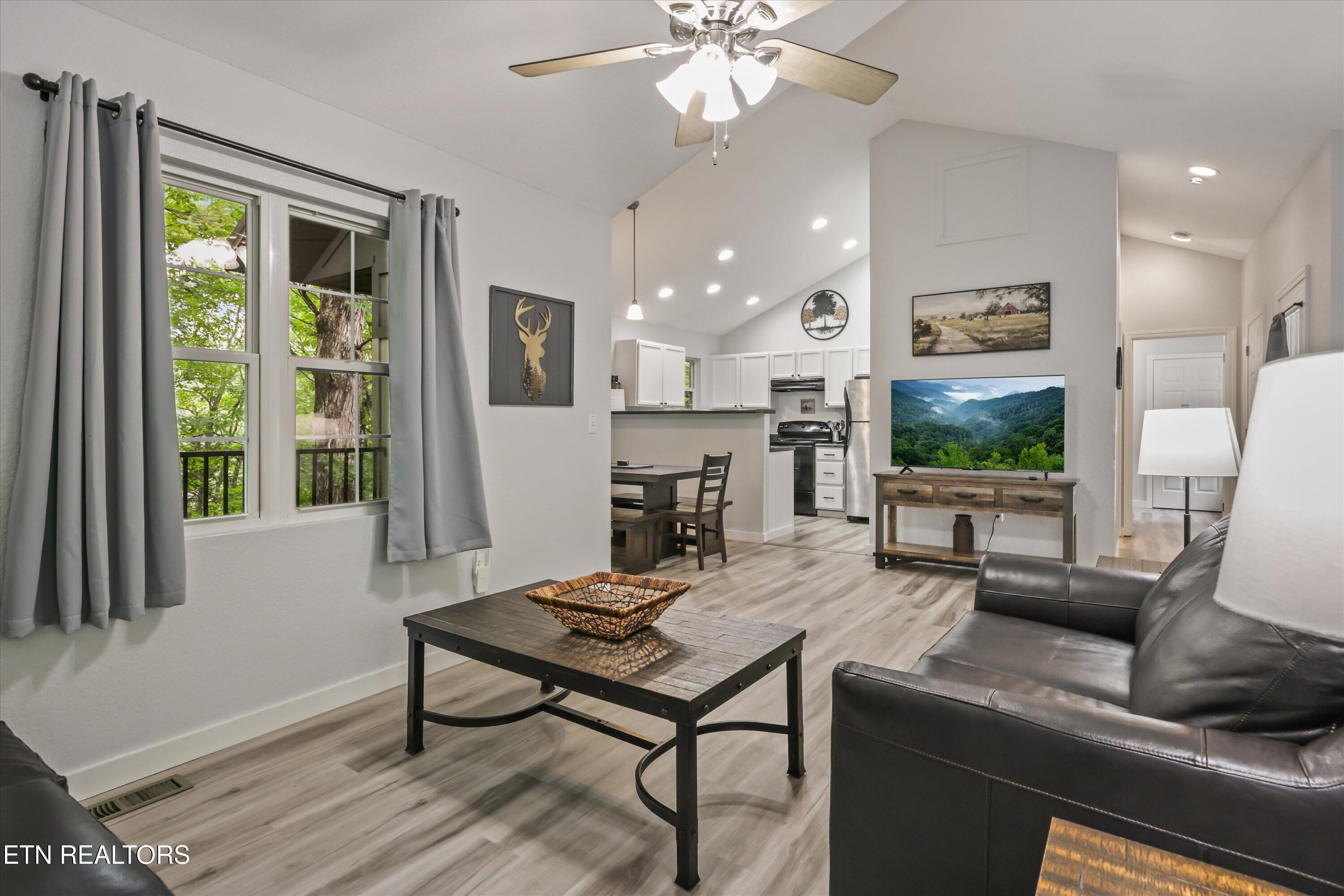 541 Johnson Lane Gatlinburg TN 37738
