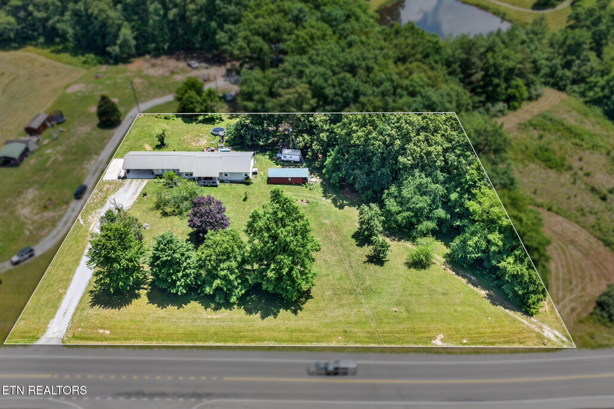 5297 Highway 127 Crossville TN 38572