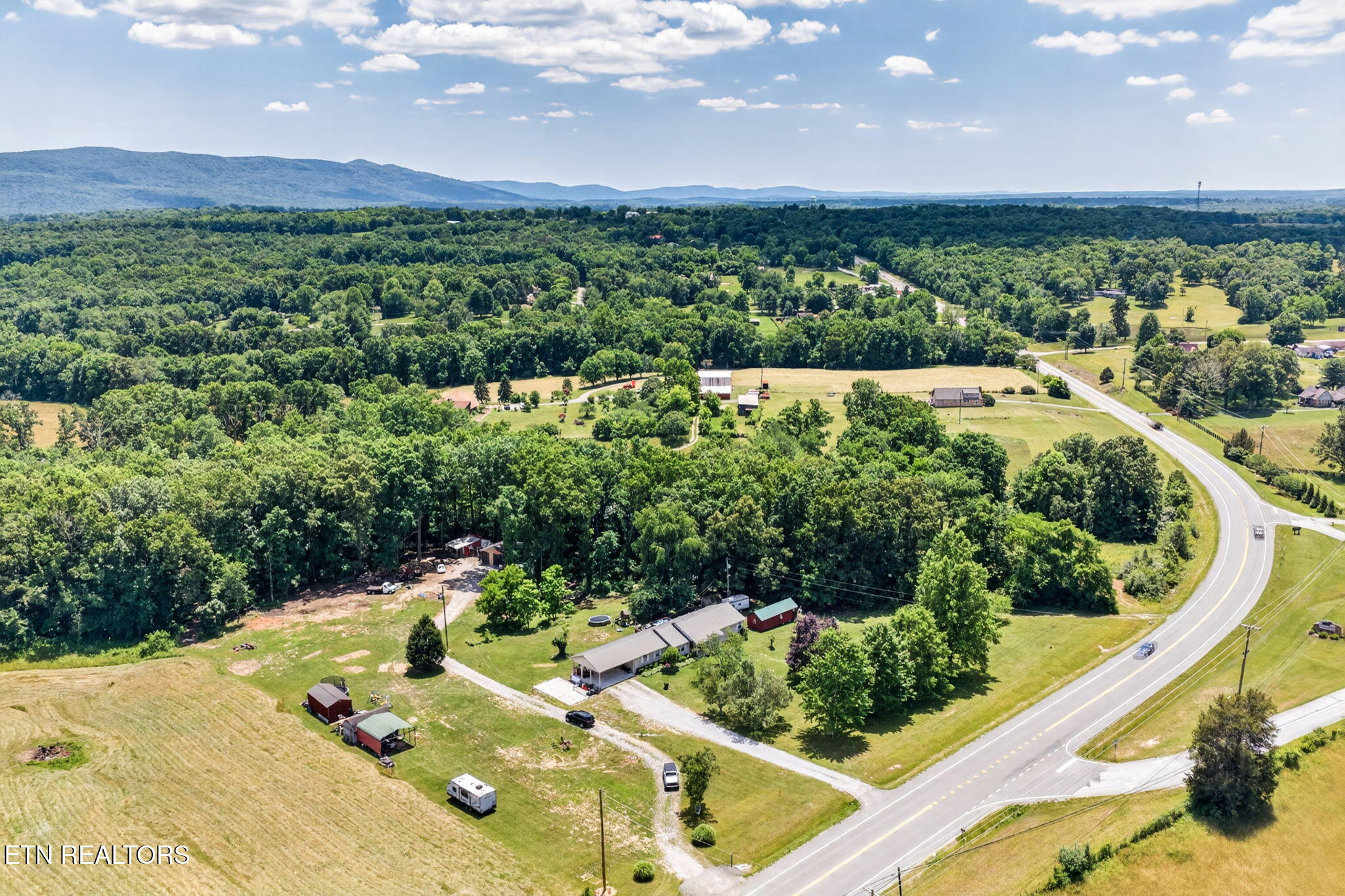 5297 Highway 127 Crossville TN 38572