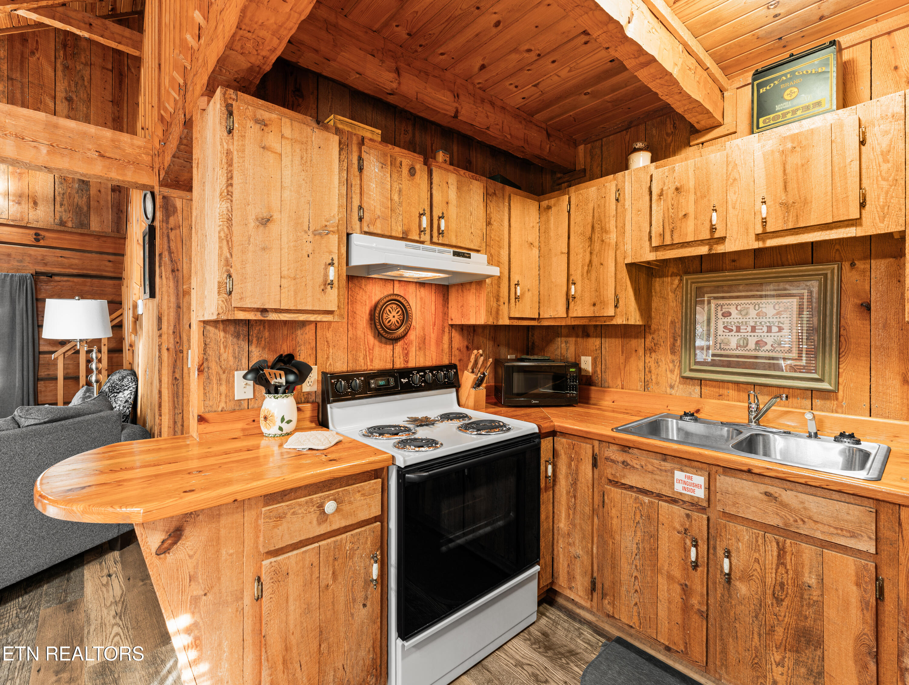 1083 Bryan View Road Sevierville TN 37862