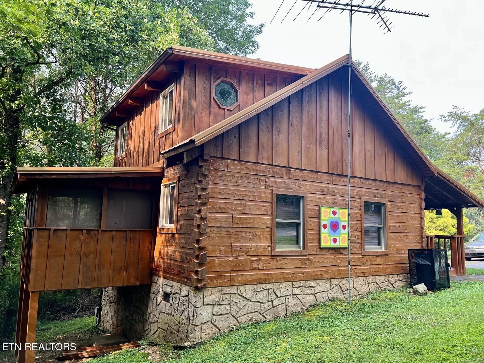 1083 Bryan View Road Sevierville TN 37862