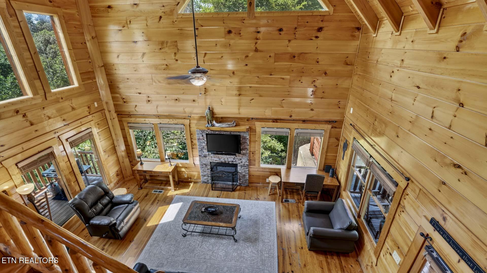 1123 Towering Oaks Drive Sevierville TN 37876