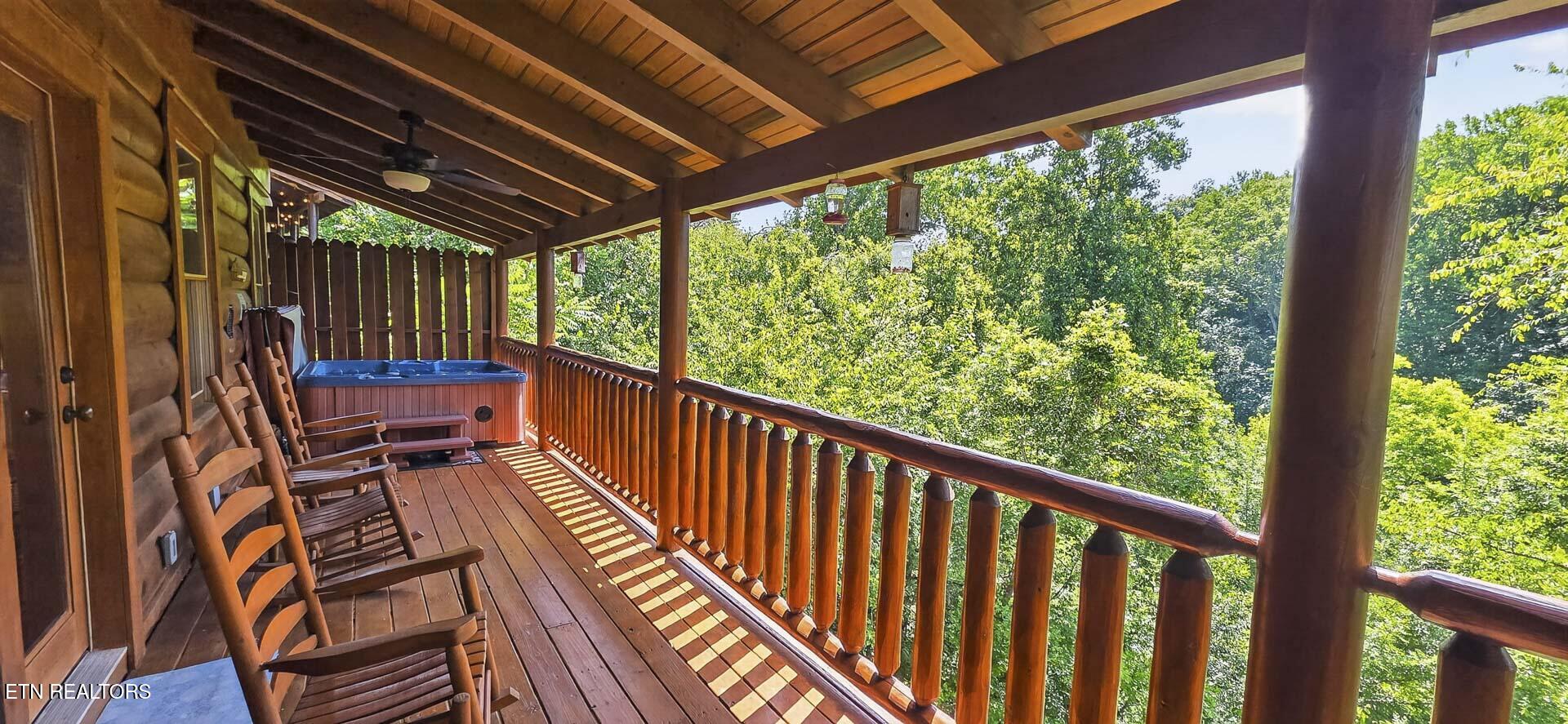 1123 Towering Oaks Drive Sevierville TN 37876