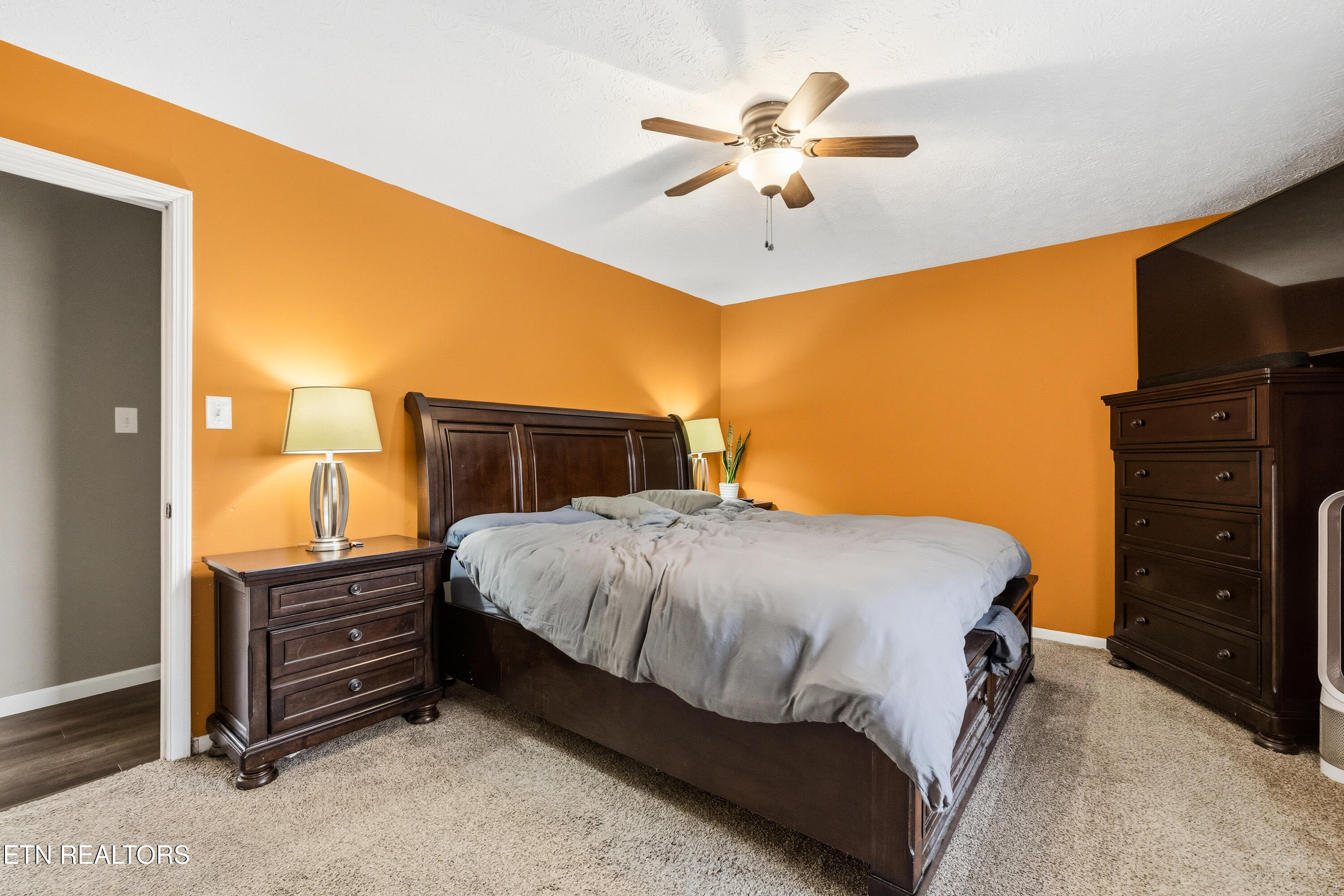 1212 Hoss Road Powell TN 37849