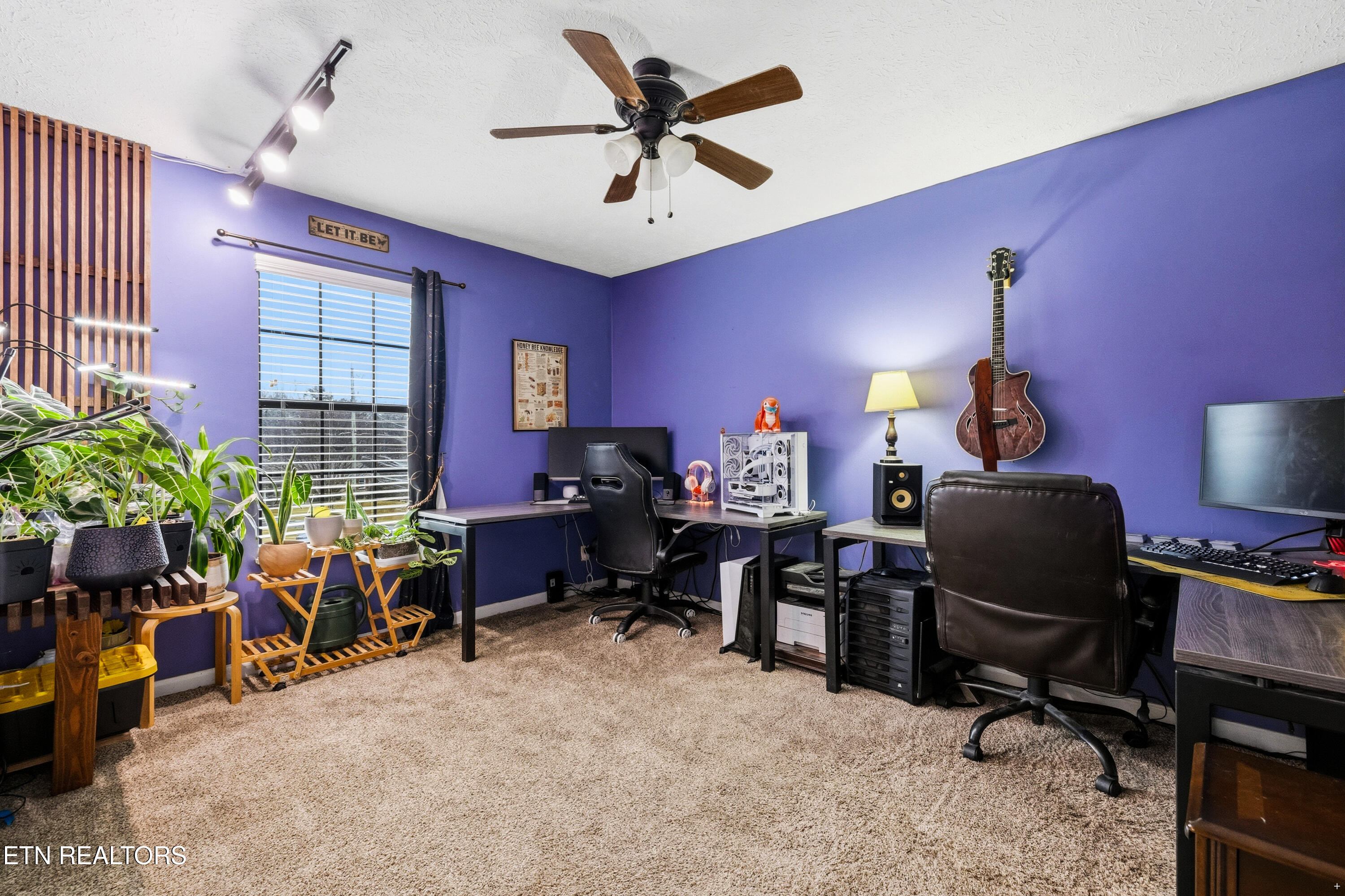 1212 Hoss Road Powell TN 37849