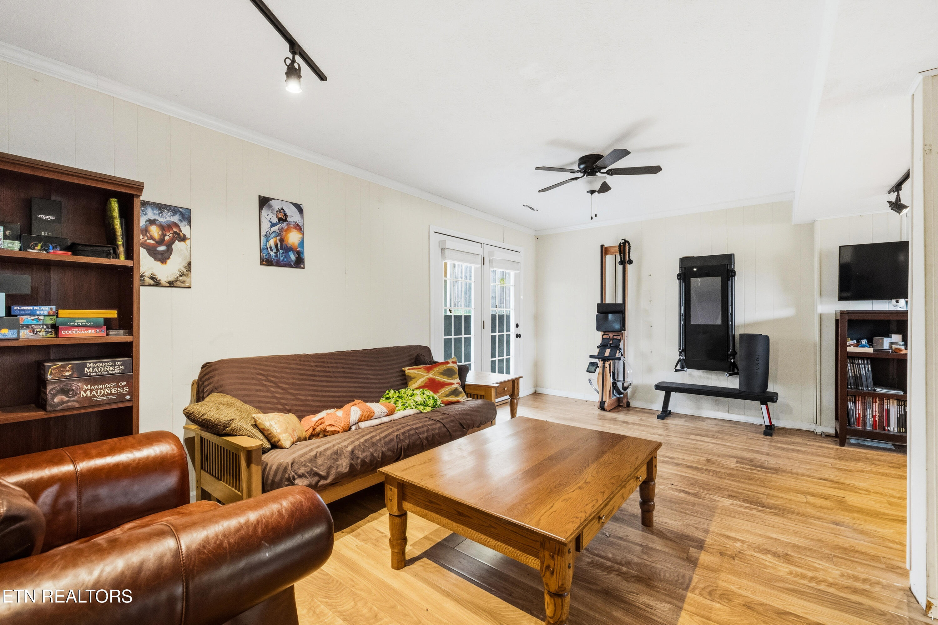 1212 Hoss Road Powell TN 37849