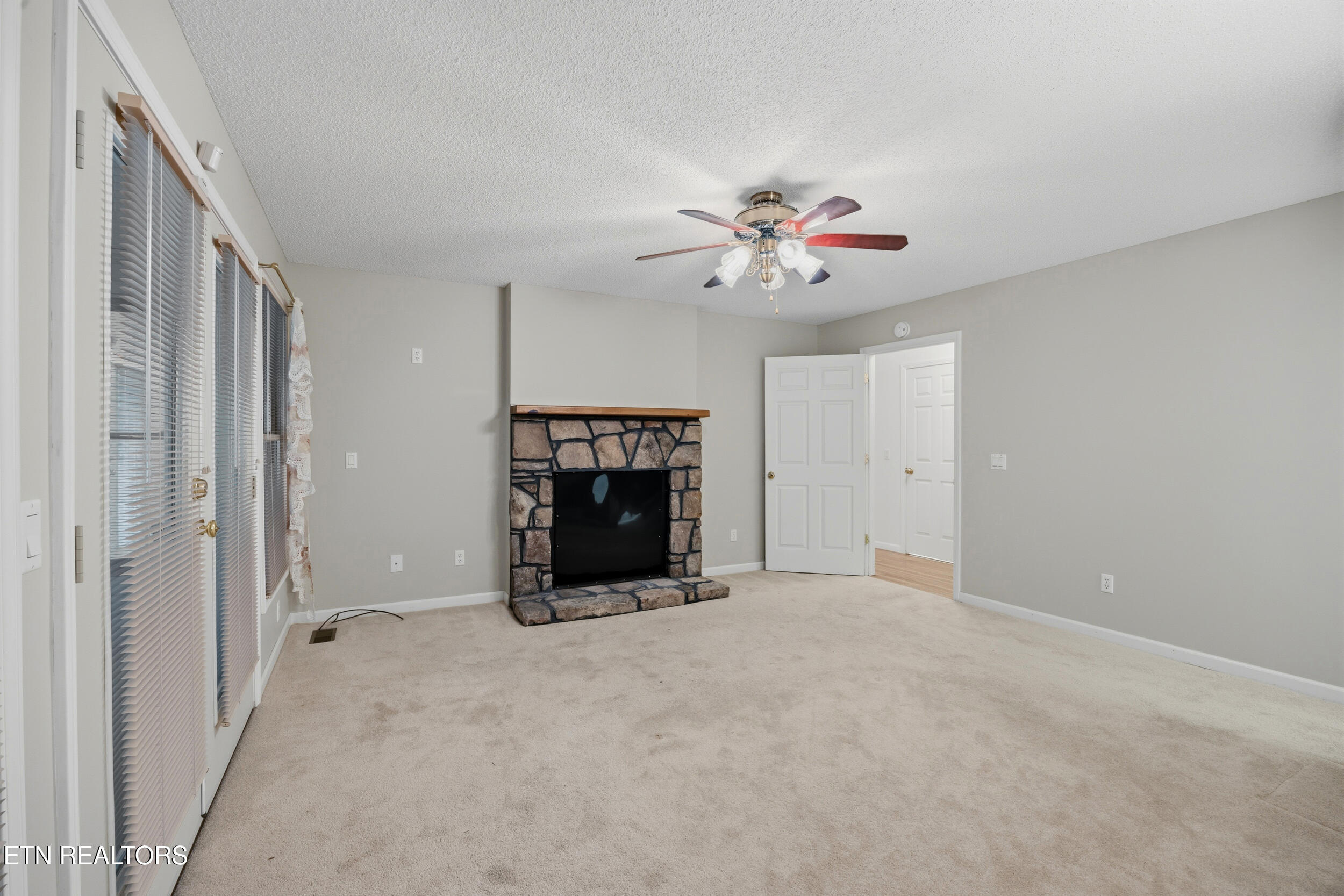 104 Flossmoor Circle Crossville TN 38558
