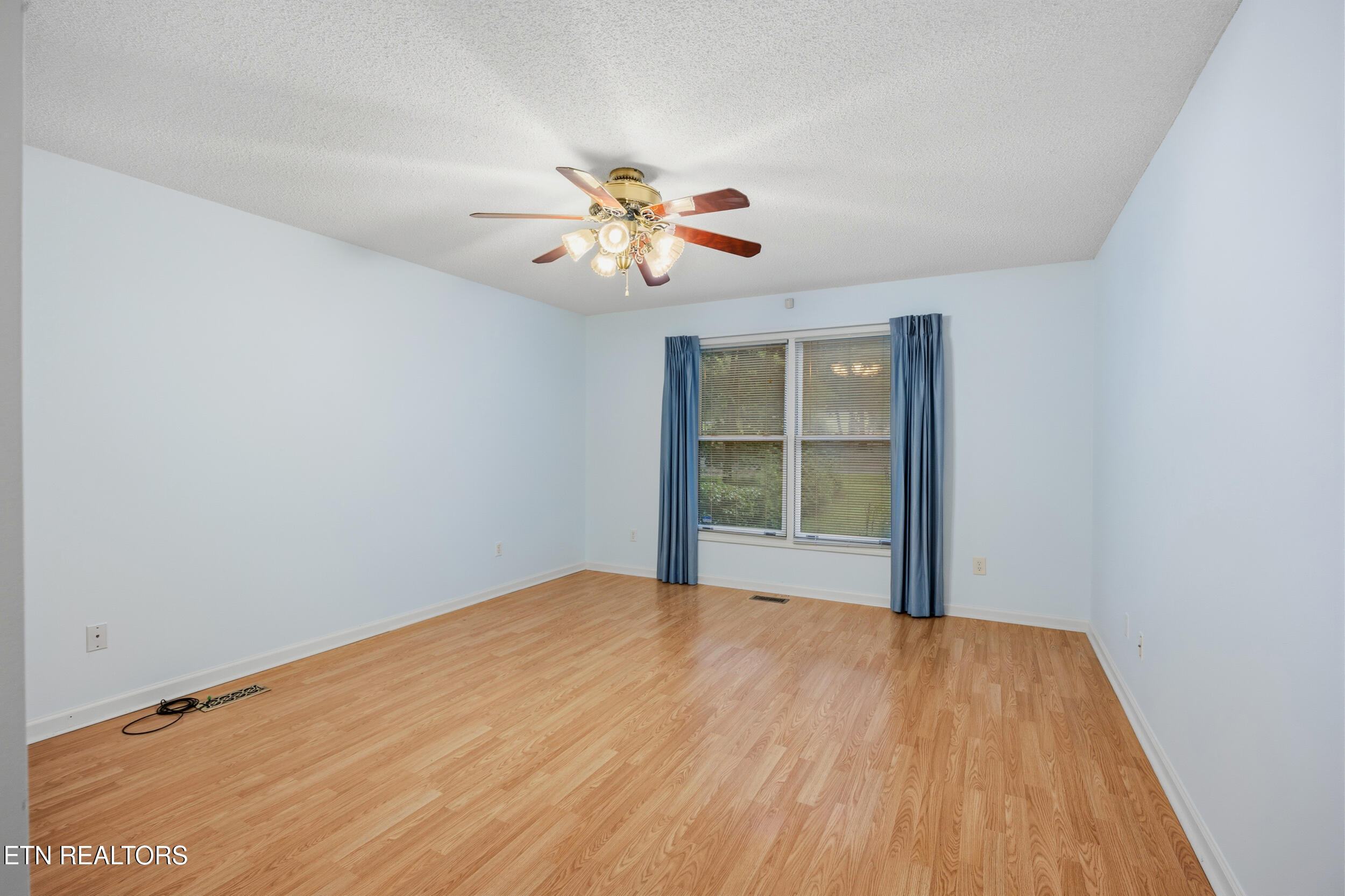 104 Flossmoor Circle Crossville TN 38558