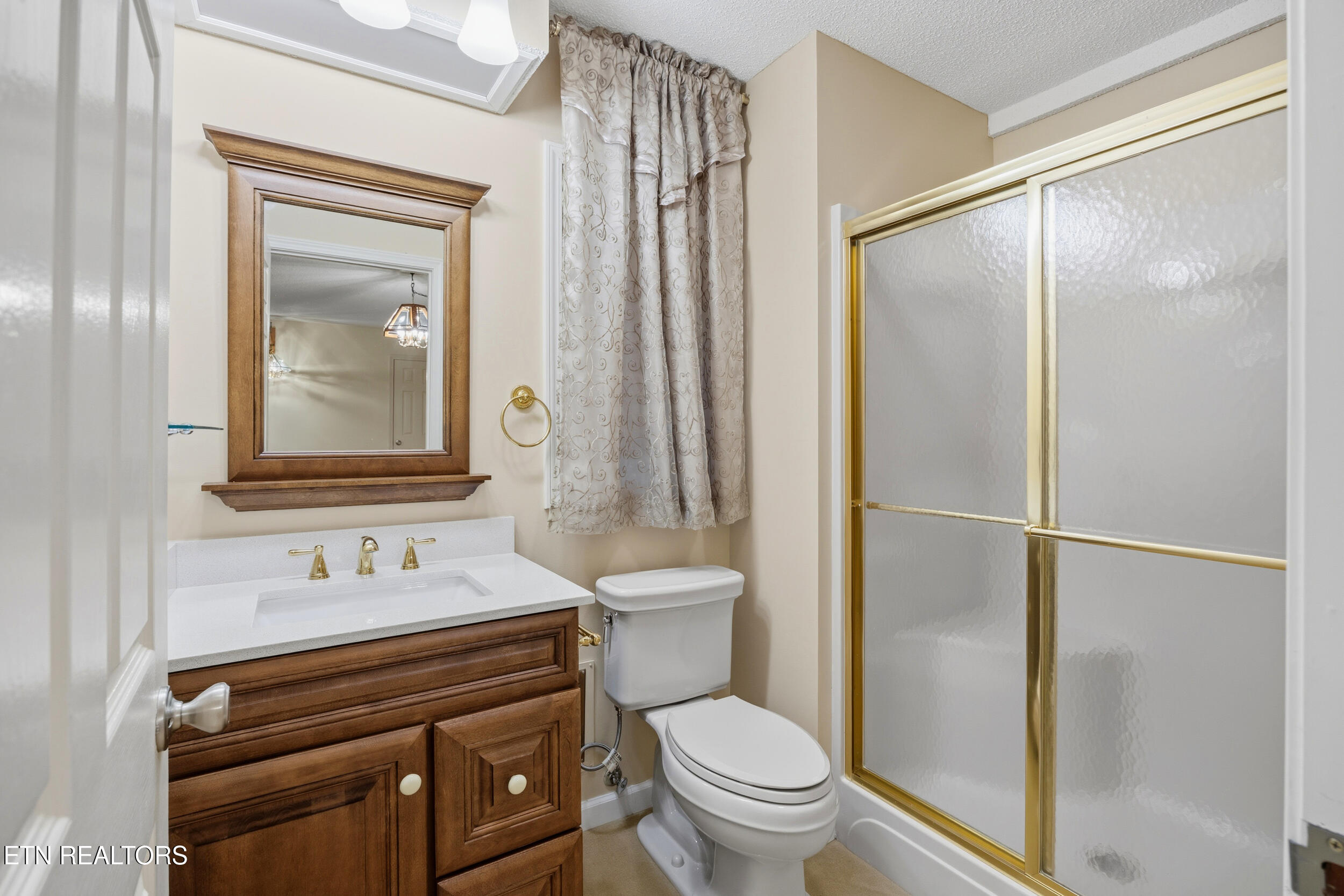 104 Flossmoor Circle Crossville TN 38558