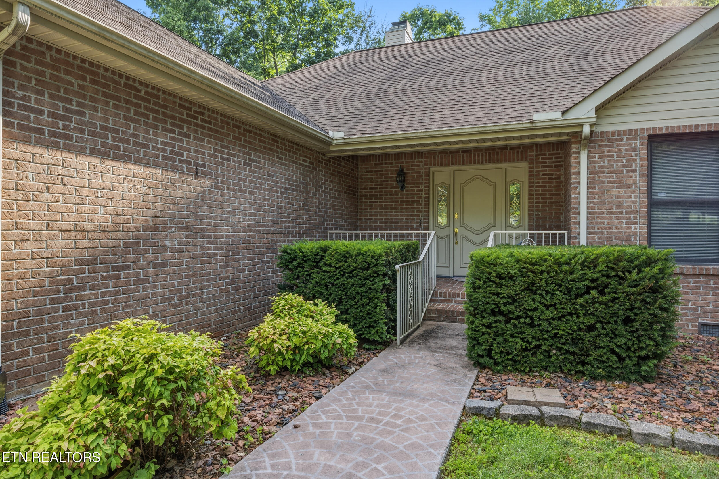 104 Flossmoor Circle Crossville TN 38558