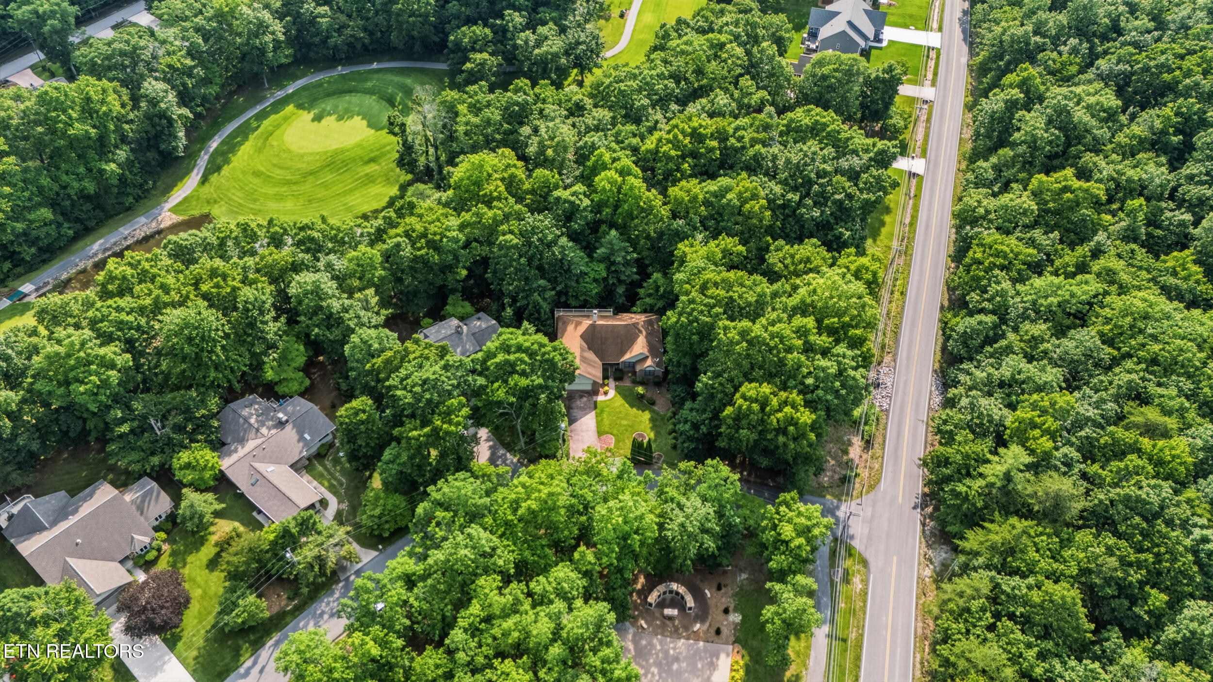 104 Flossmoor Circle Crossville TN 38558