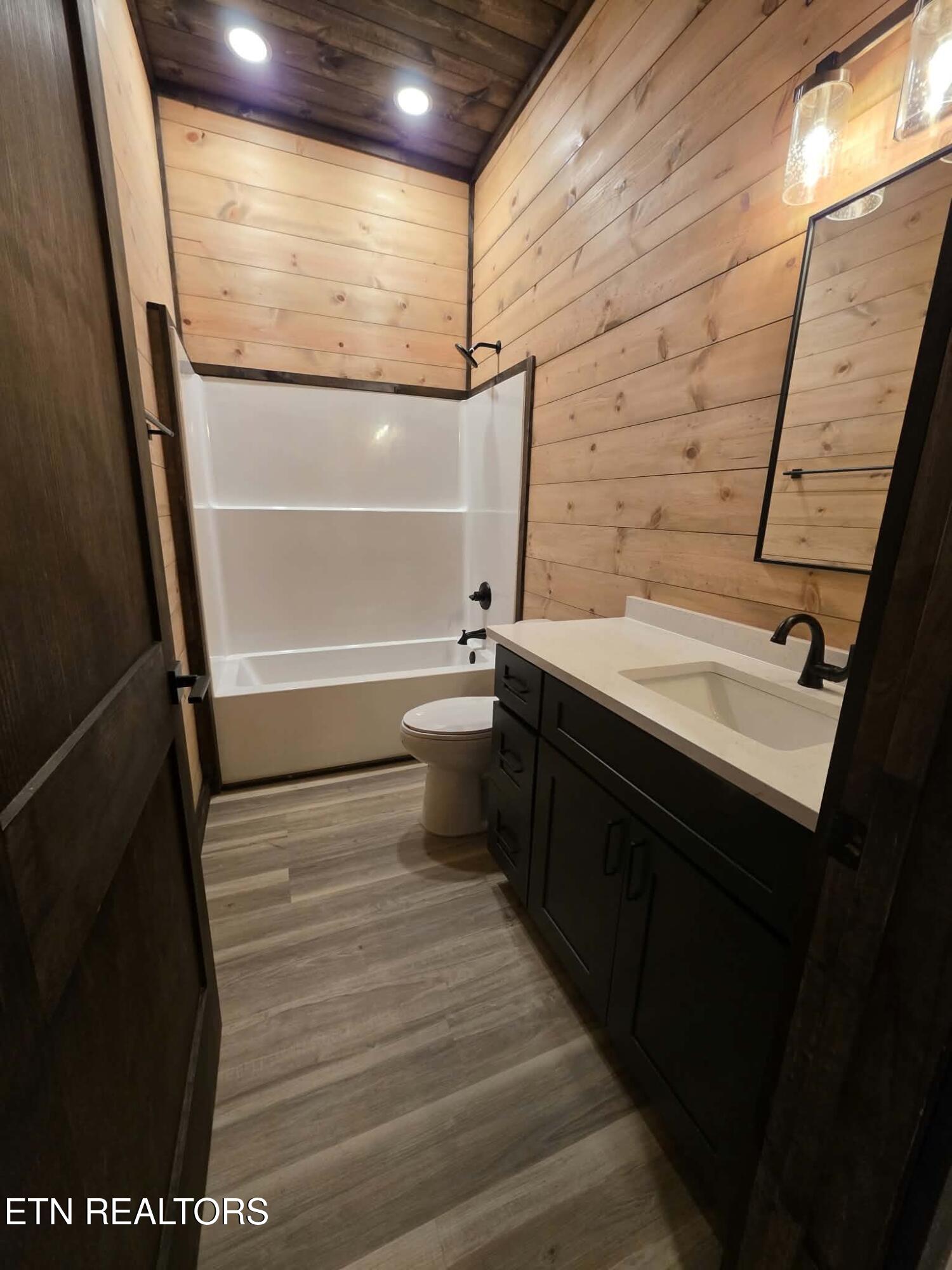 2945 Tipi Way Pigeon Forge TN 37863