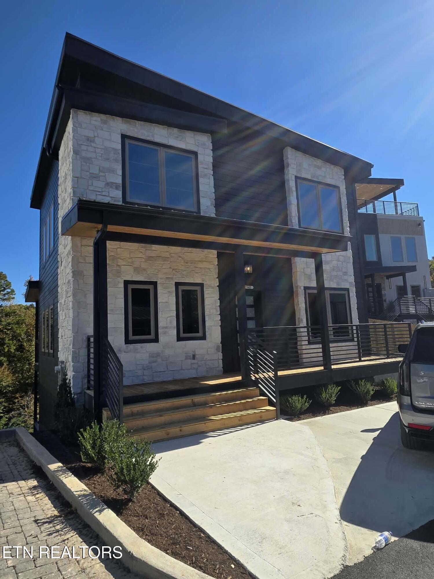 2945 Tipi Way Pigeon Forge TN 37863