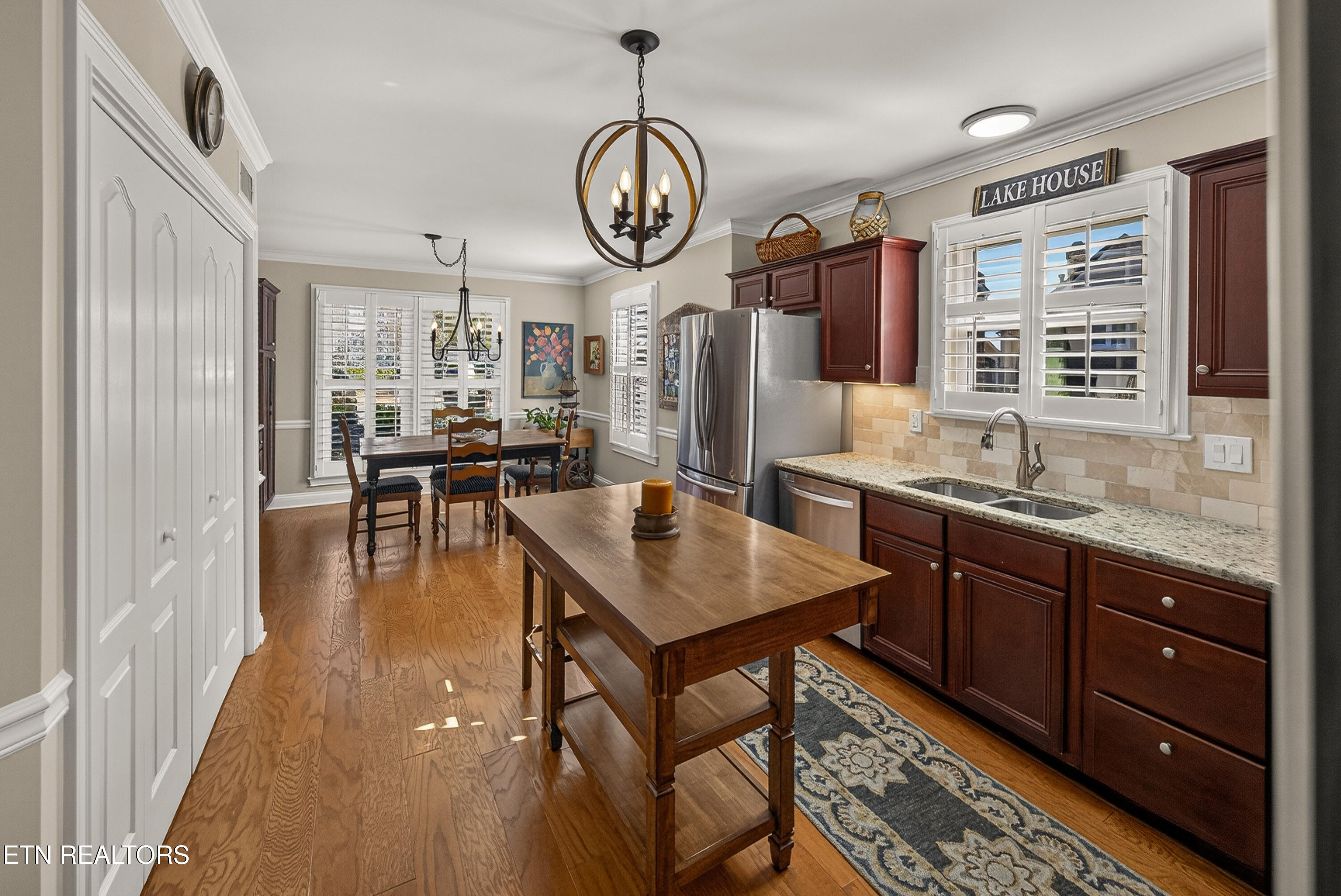 2010 Breakers Point Knoxville TN 37922