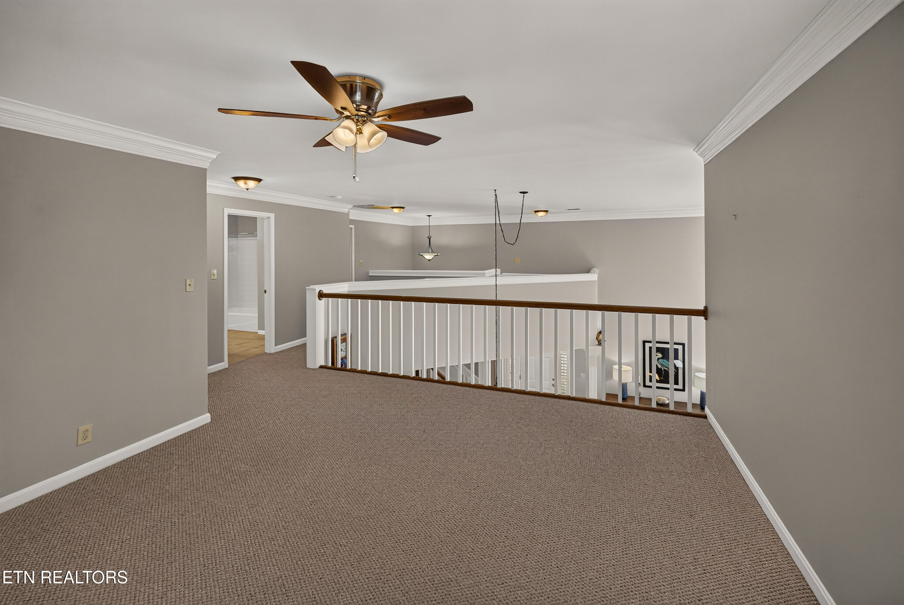 2010 Breakers Point Knoxville TN 37922