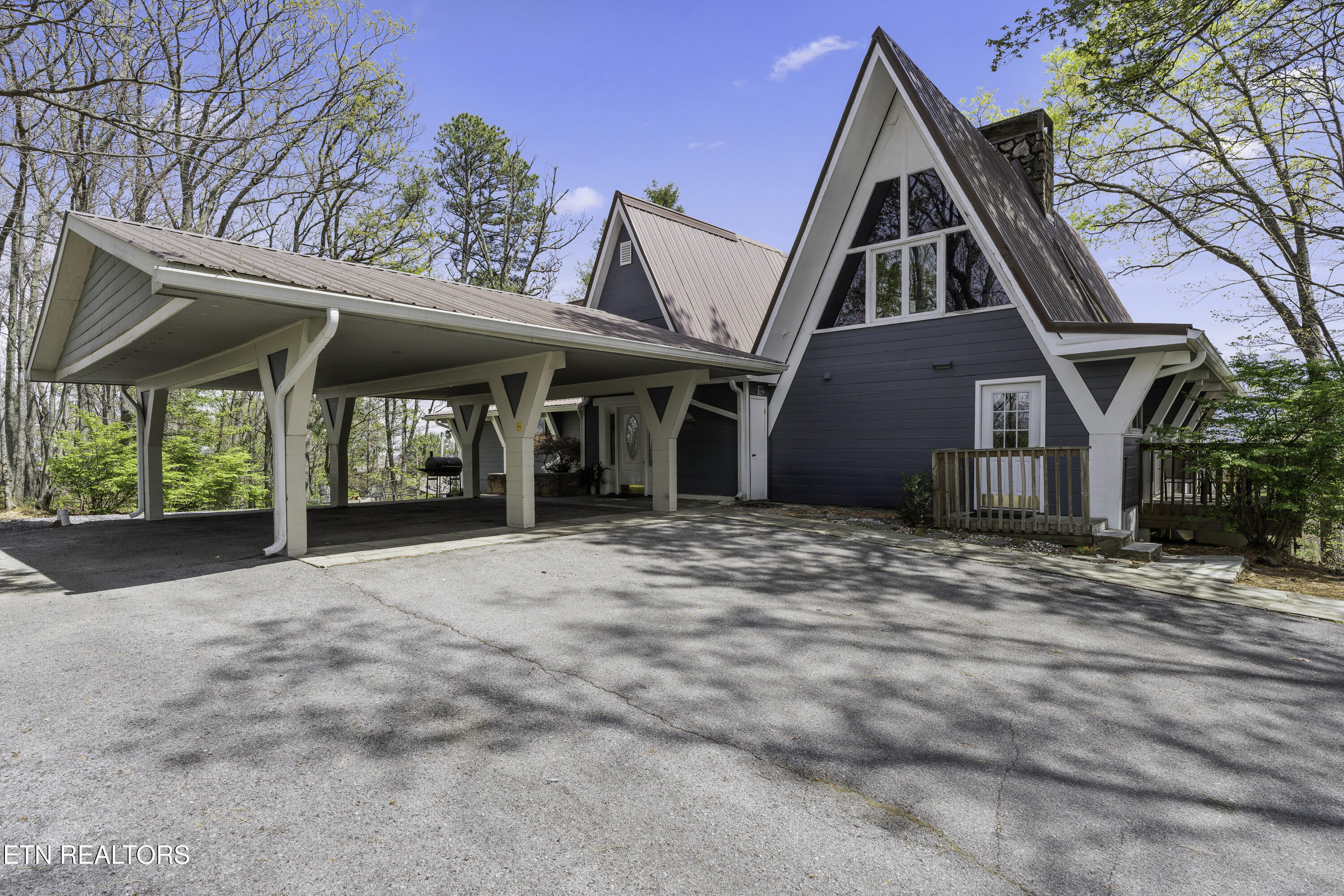 1066 Ski View Drive Gatlinburg TN 37738