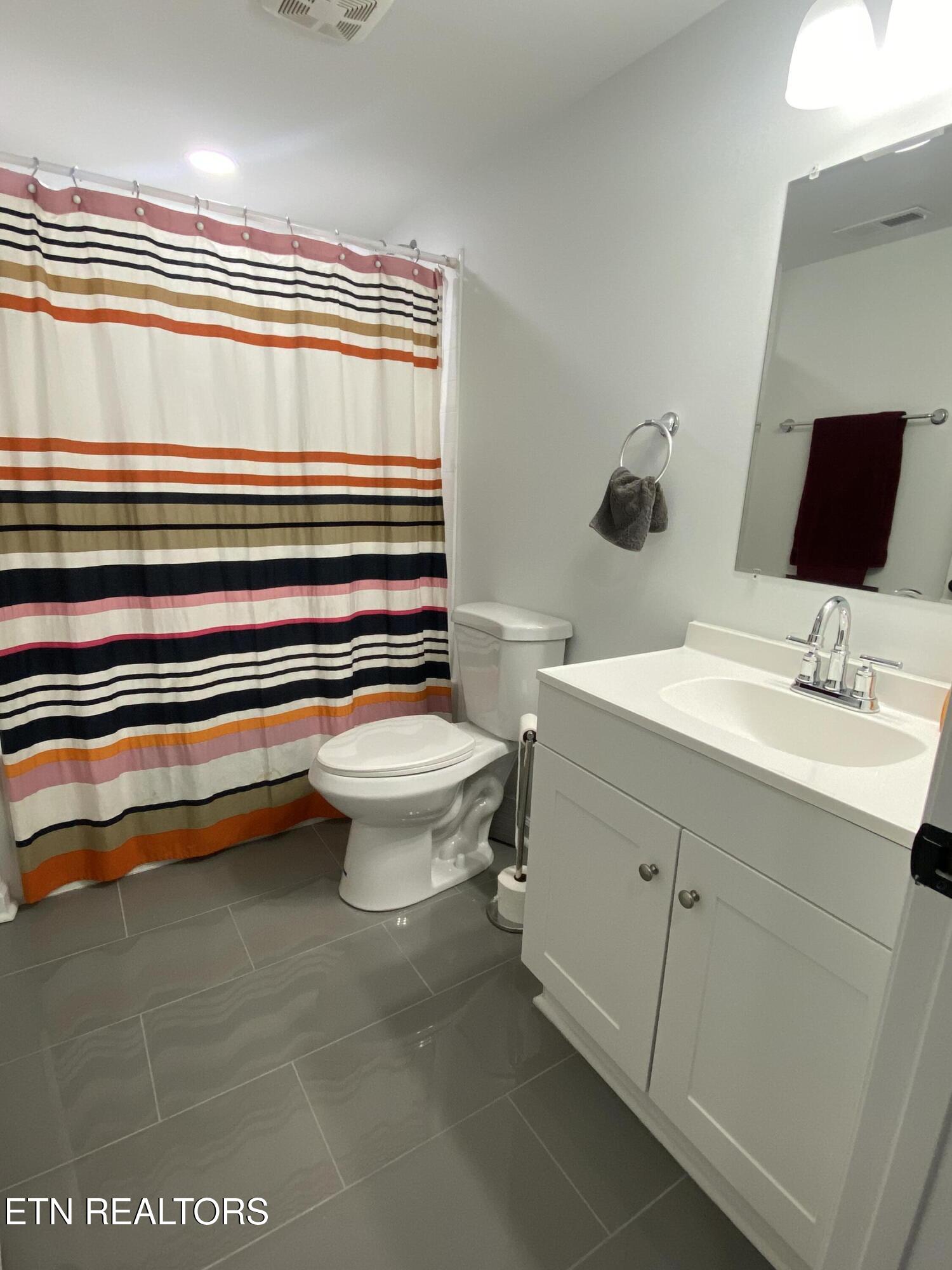 421 Oakcrest Road Knoxville TN 37912