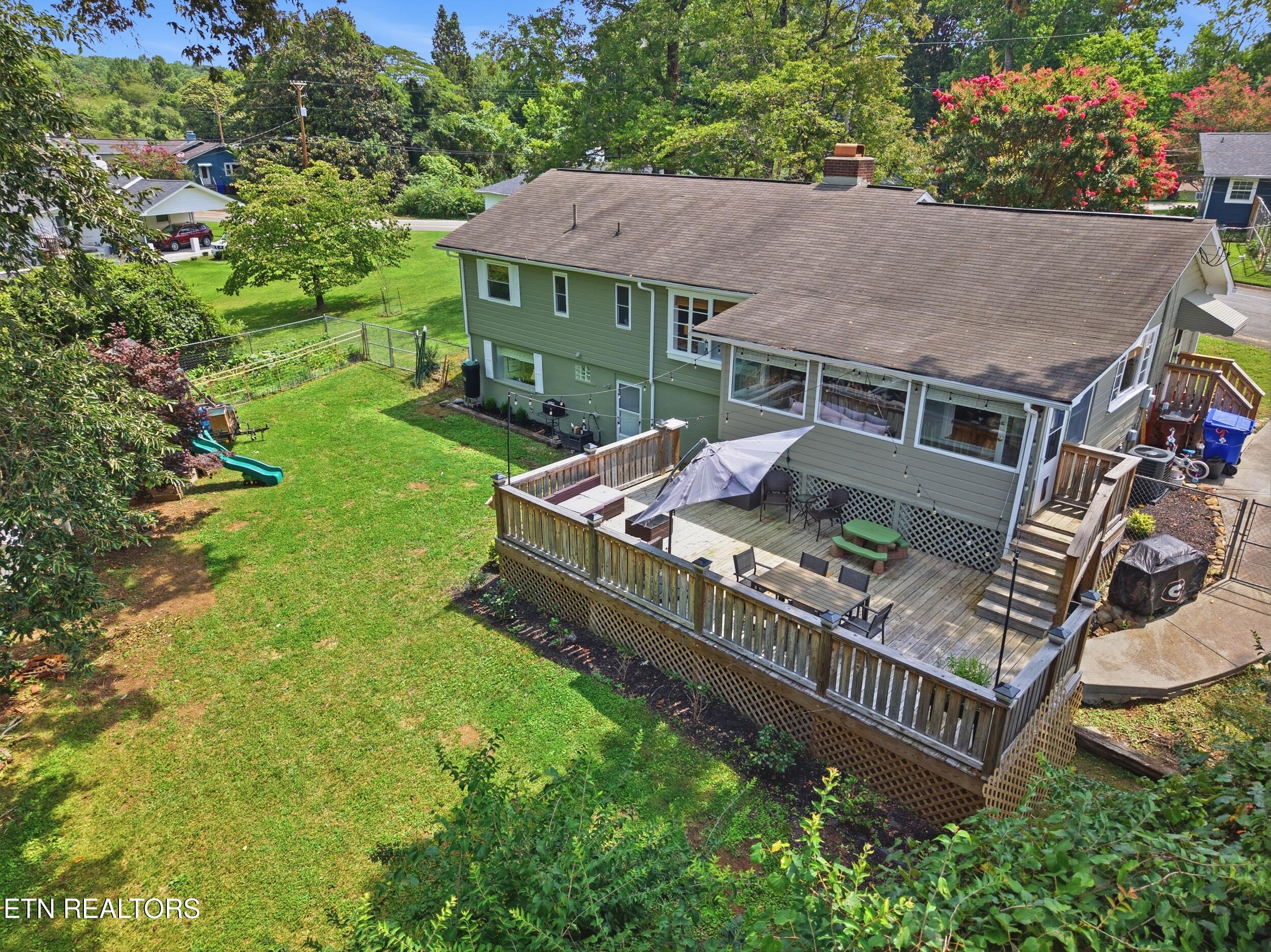 102 Nolan Road Oak Ridge TN 37830