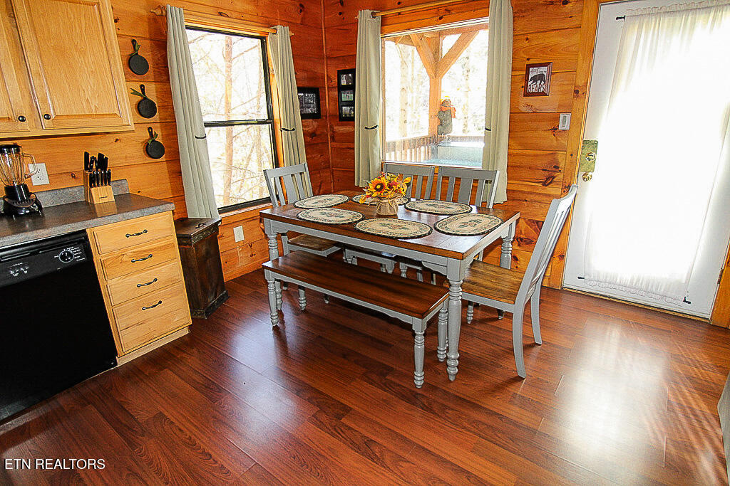 2015 Bird Ridge Road Sevierville TN 37876